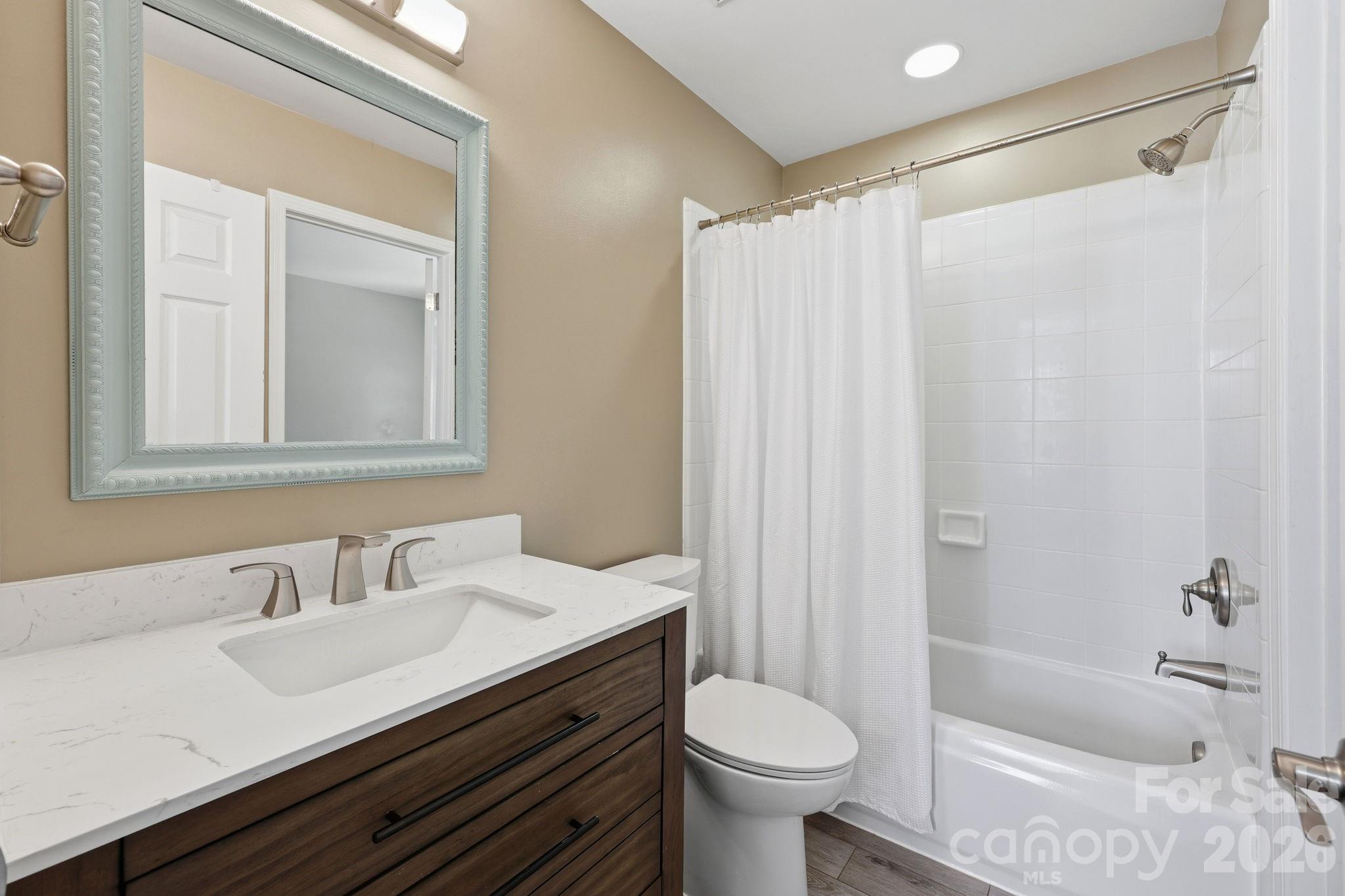 15704 Framingham Lane Property Photo 28