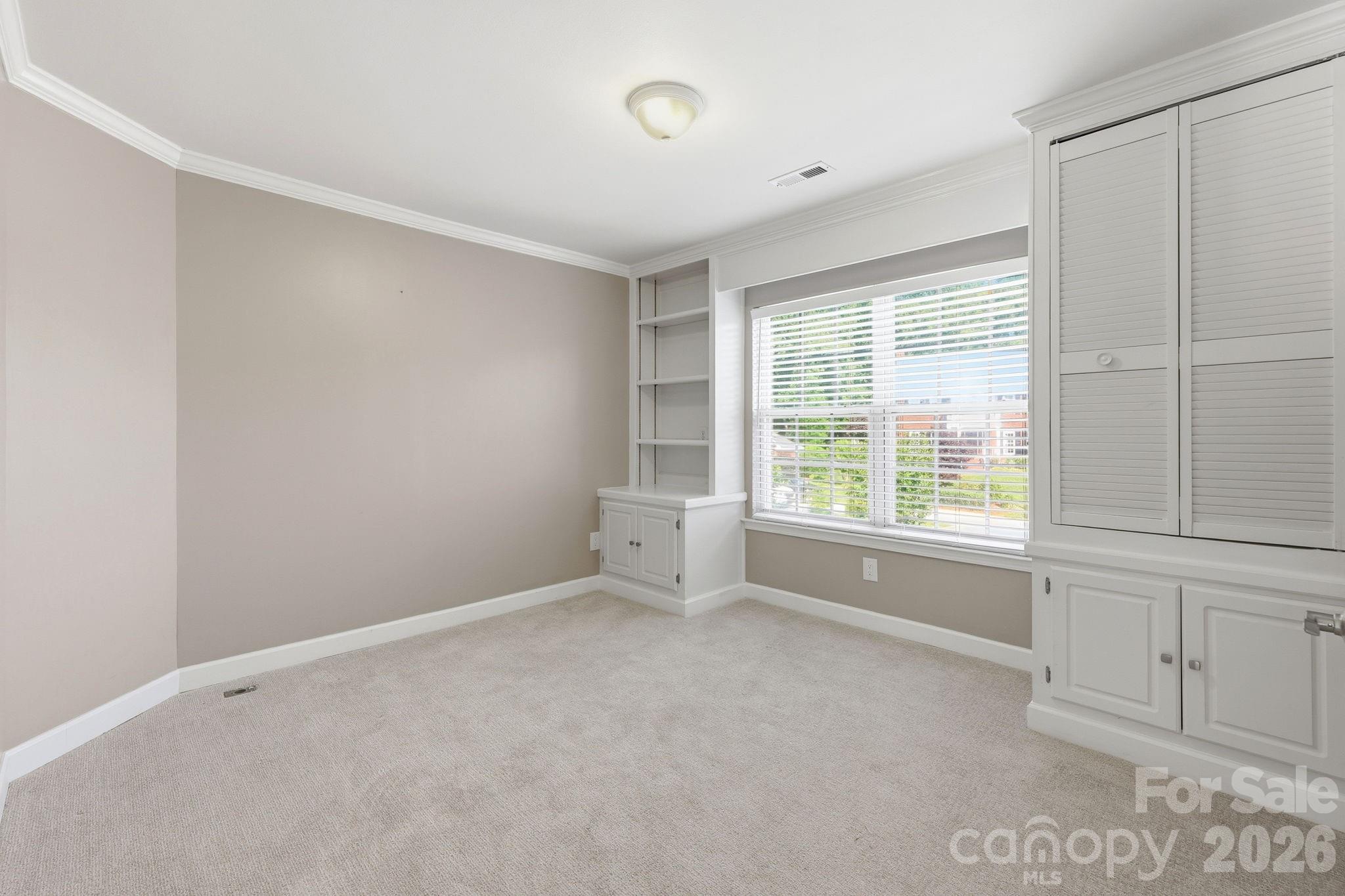15704 Framingham Lane Property Photo 32