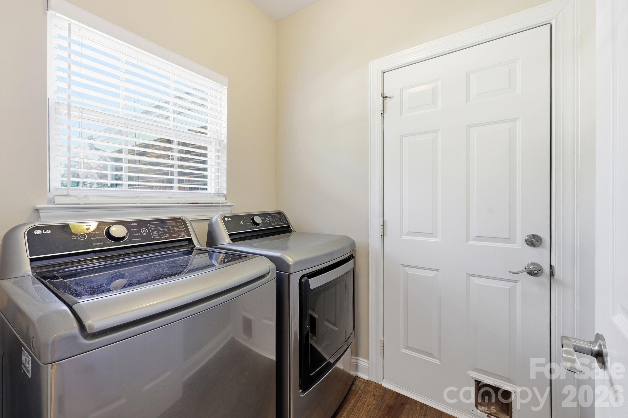 15704 Framingham Lane Property Photo 33