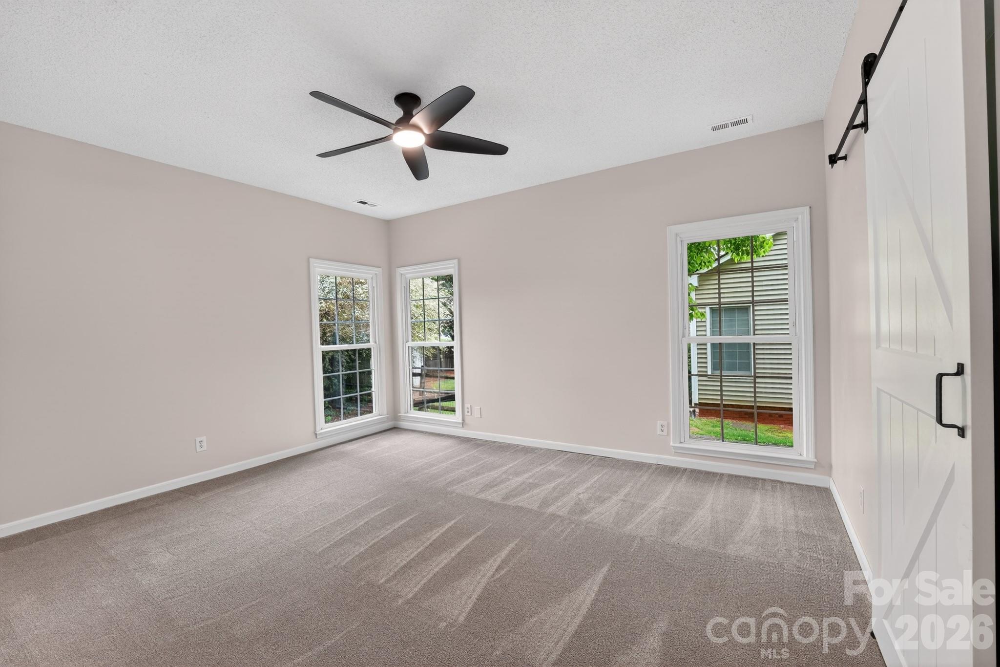 395 Runnymede Drive Property Photo 8