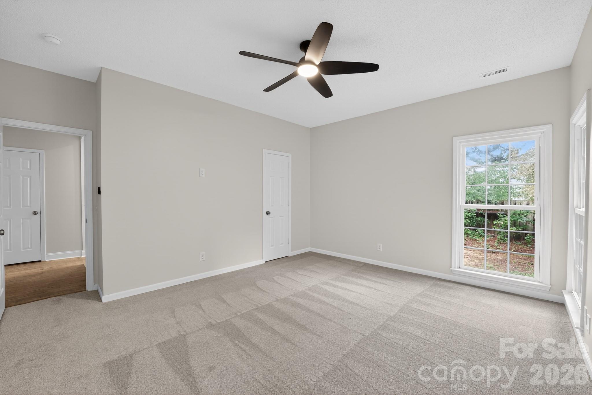 395 Runnymede Drive Property Photo 9