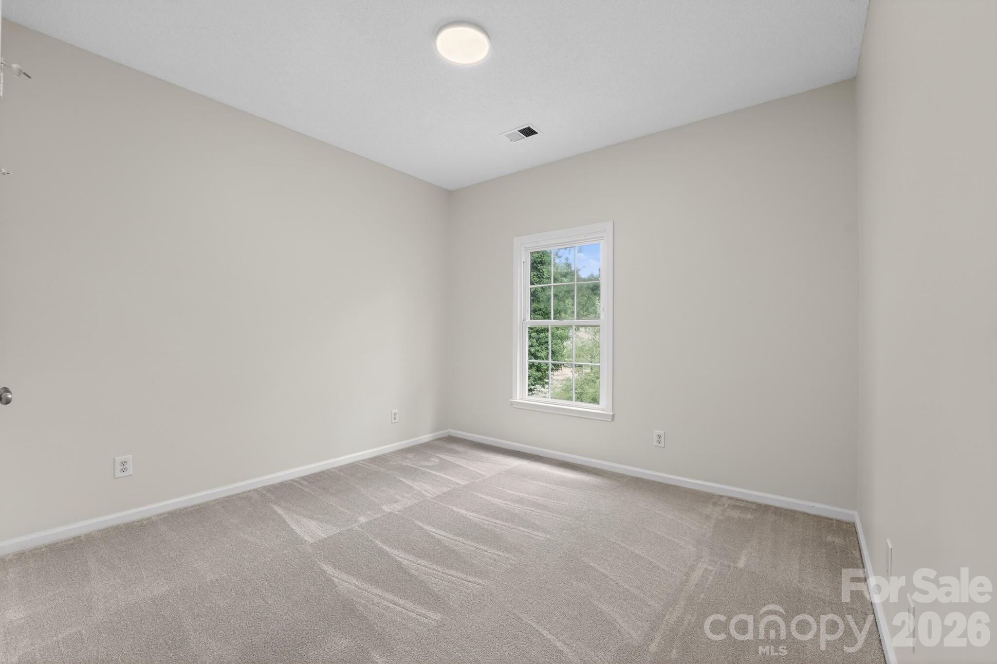 395 Runnymede Drive Property Photo 13