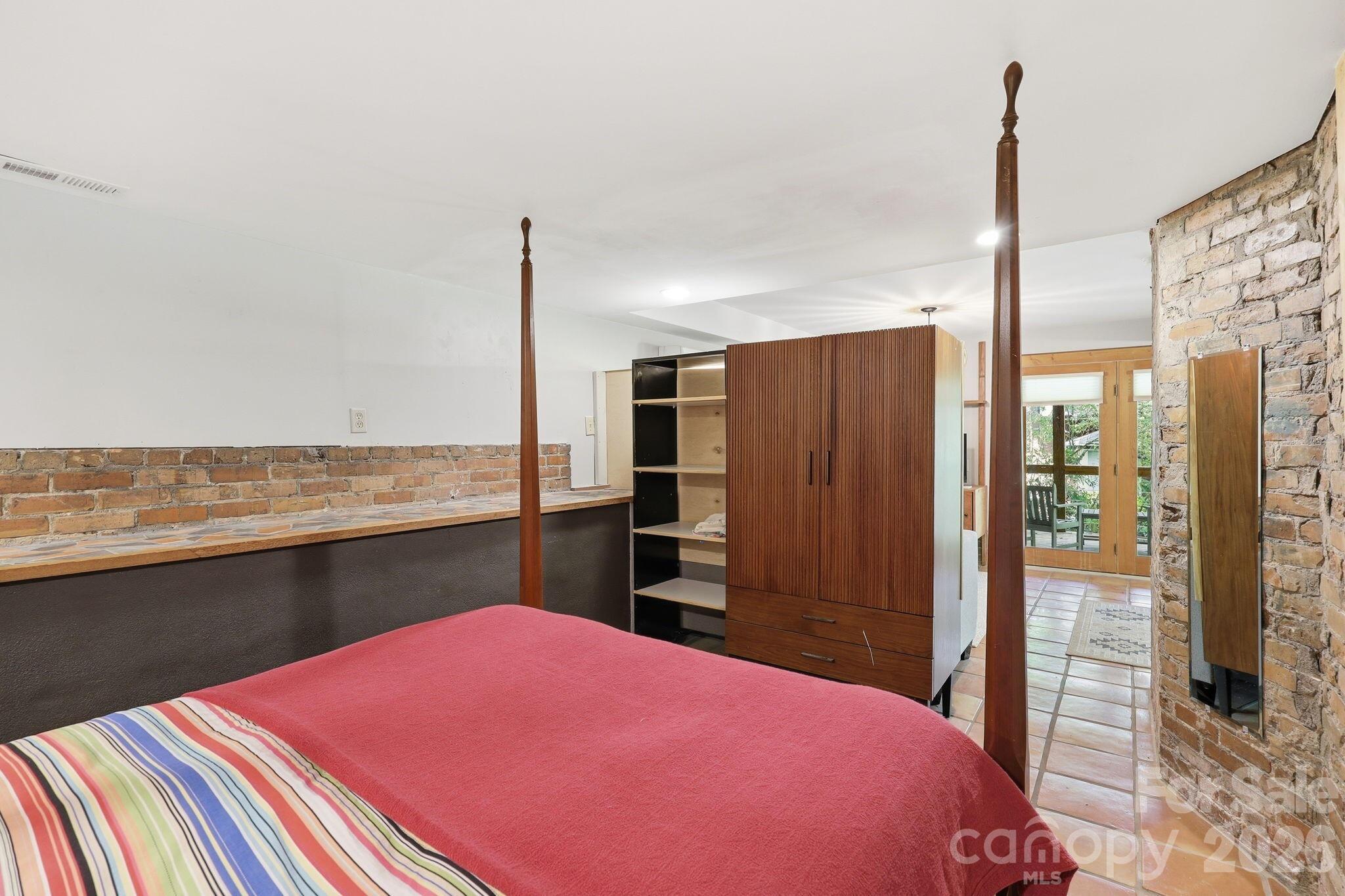 86 Annandale Avenue Property Photo 39