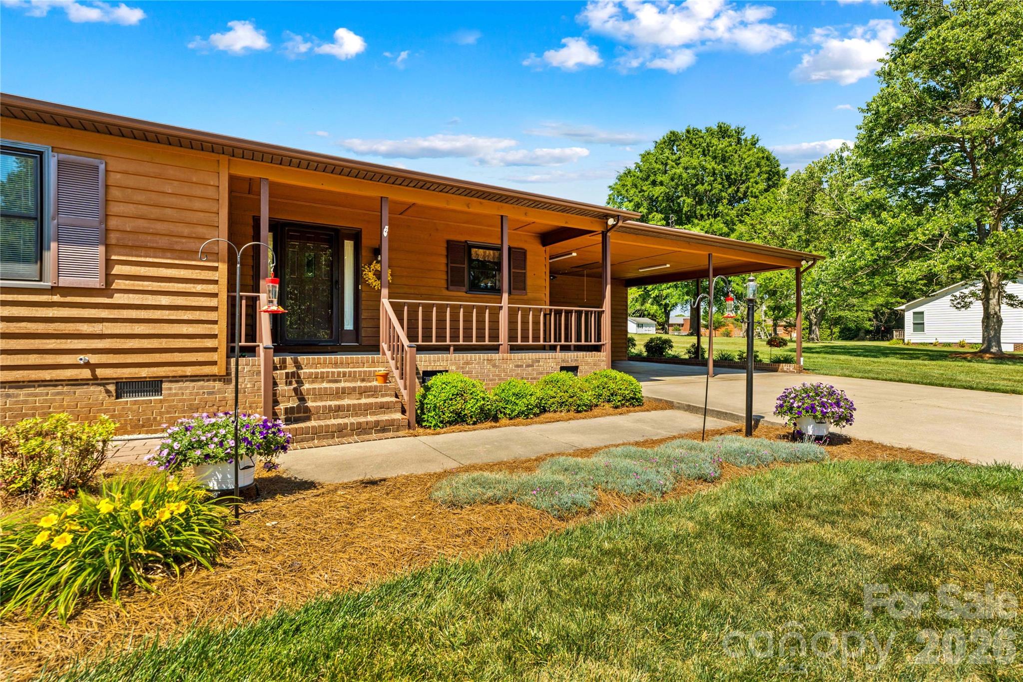 158 Bonnie Lane Property Photo 2