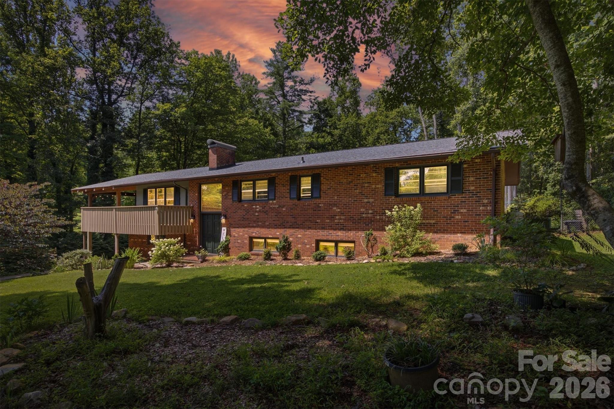1125 Brockmore Drive Property Photo 1