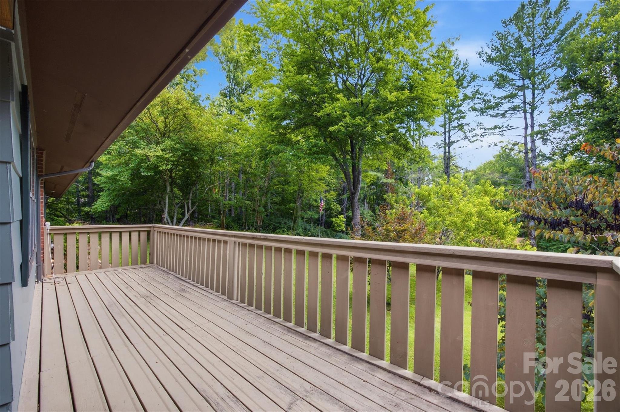 1125 Brockmore Drive Property Photo 12