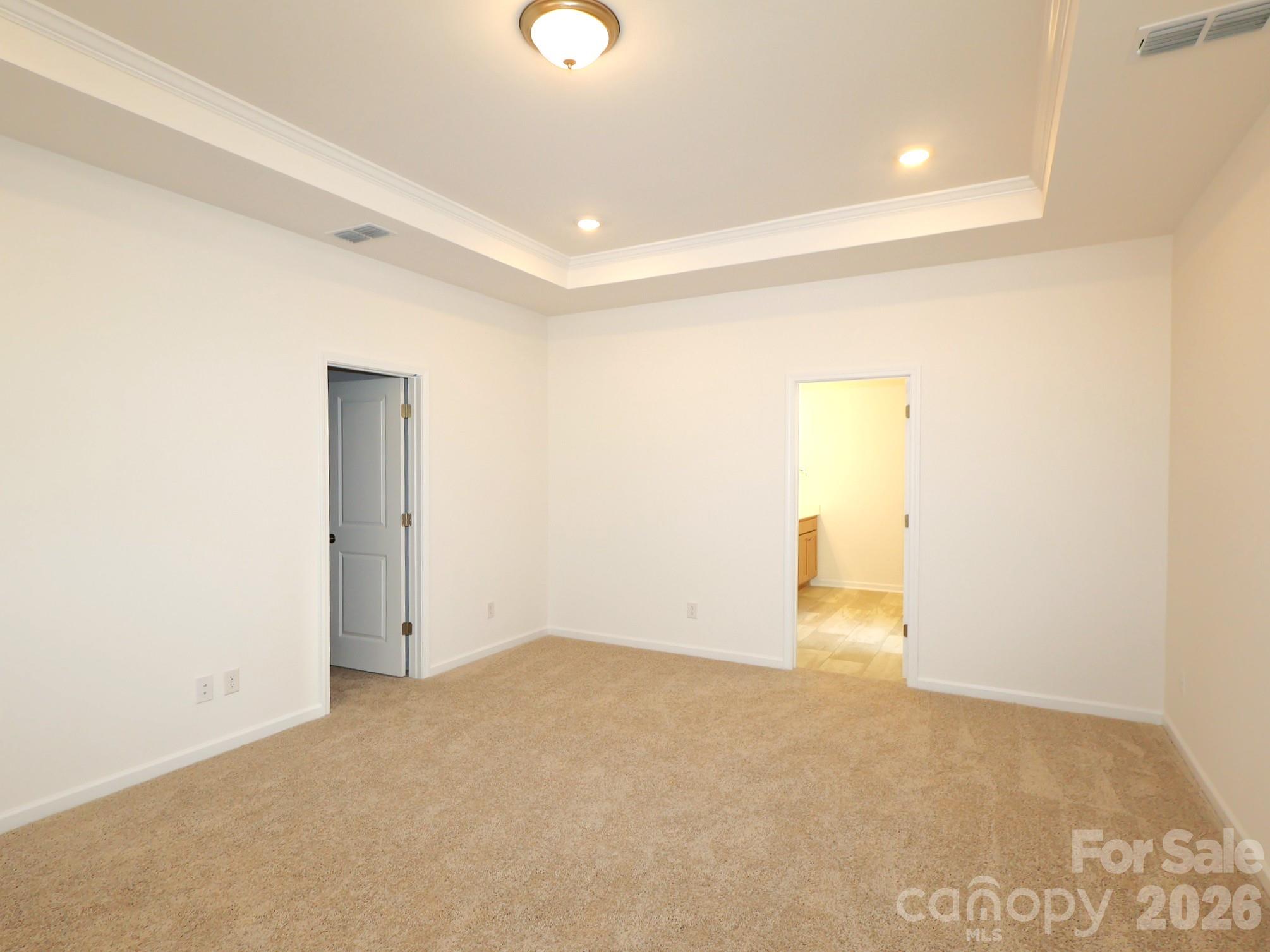 233 Amber Glen Drive Property Photo 8