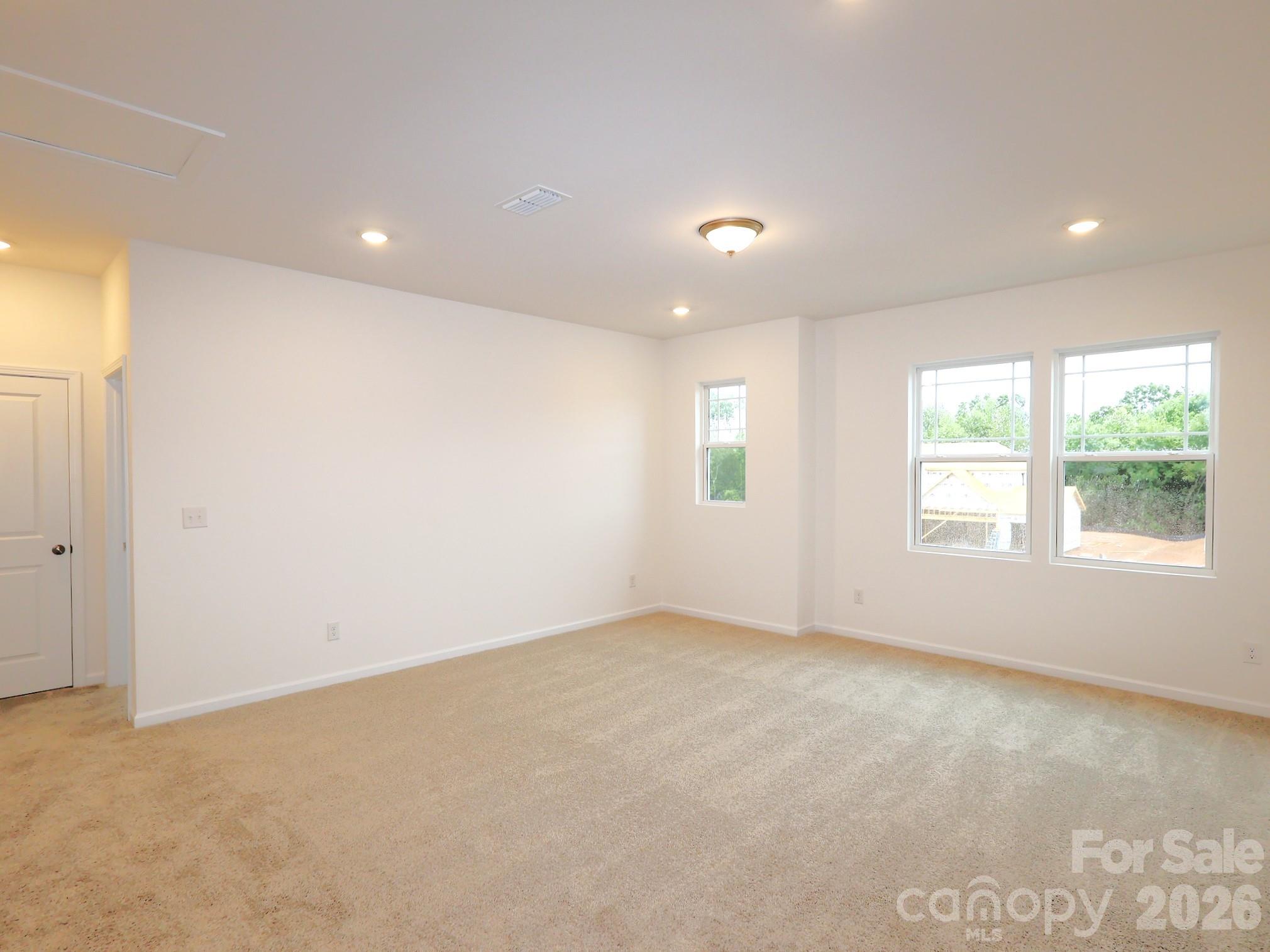 233 Amber Glen Drive Property Photo 11