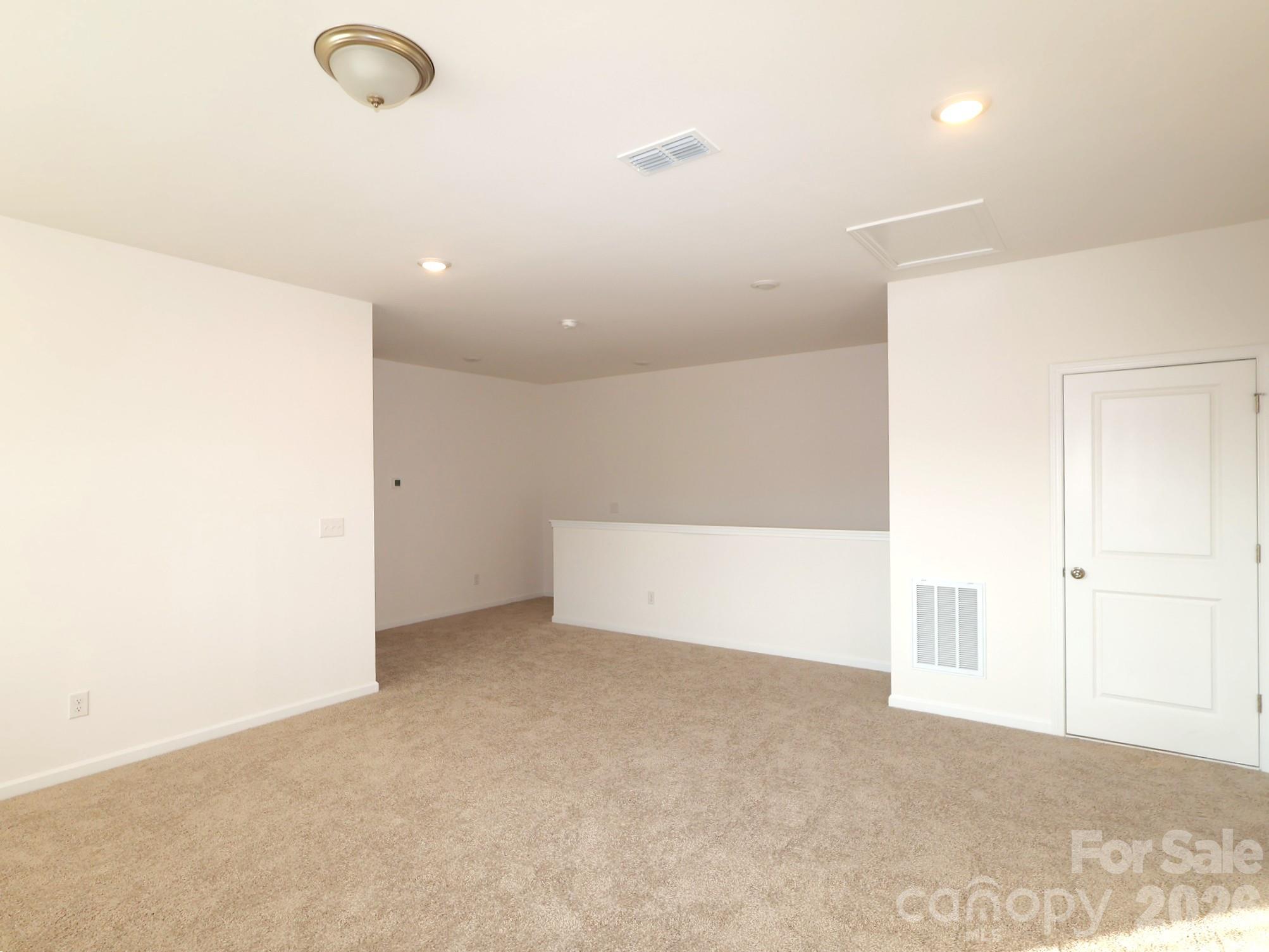 233 Amber Glen Drive Property Photo 12