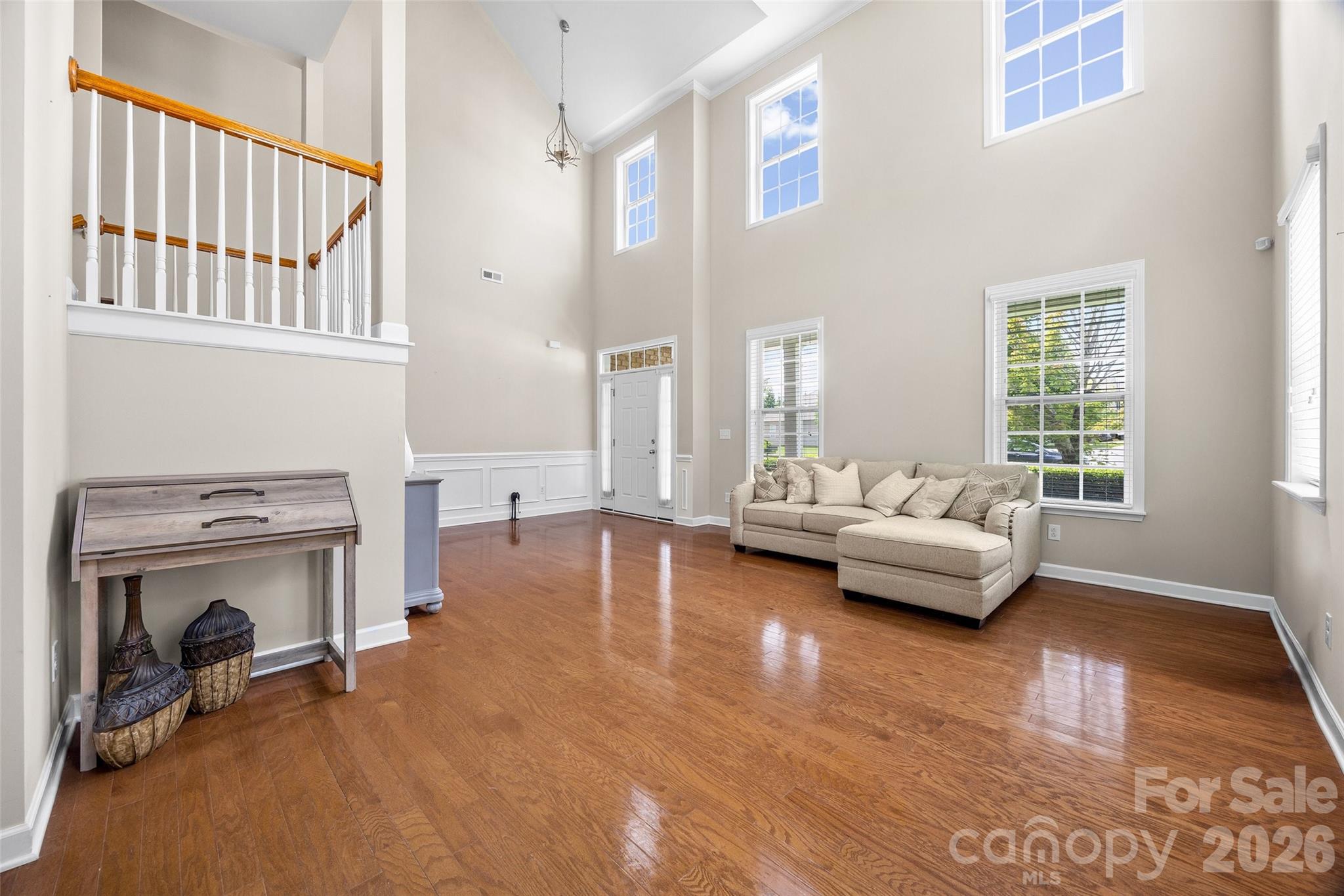 5093 Gladiola Way Property Photo 5