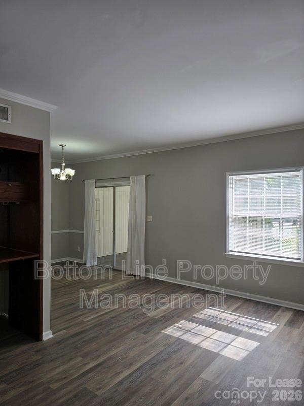 5949 Quail Hollow Road D Property Photo 4