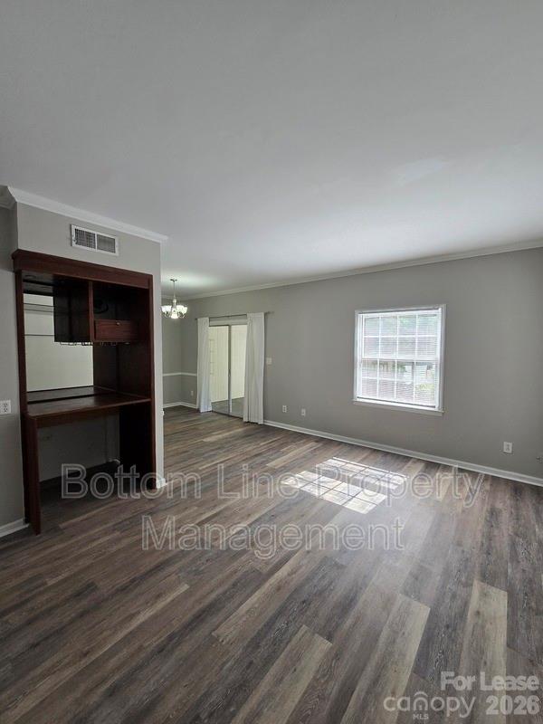 5949 Quail Hollow Road D Property Photo 5