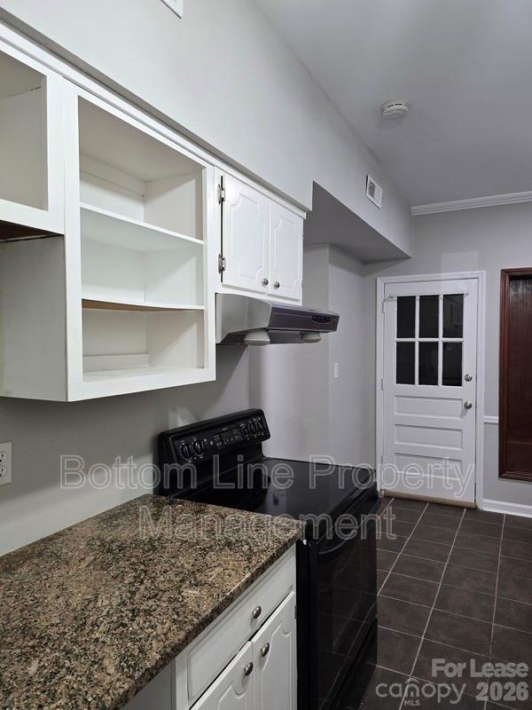5949 Quail Hollow Road D Property Photo 12