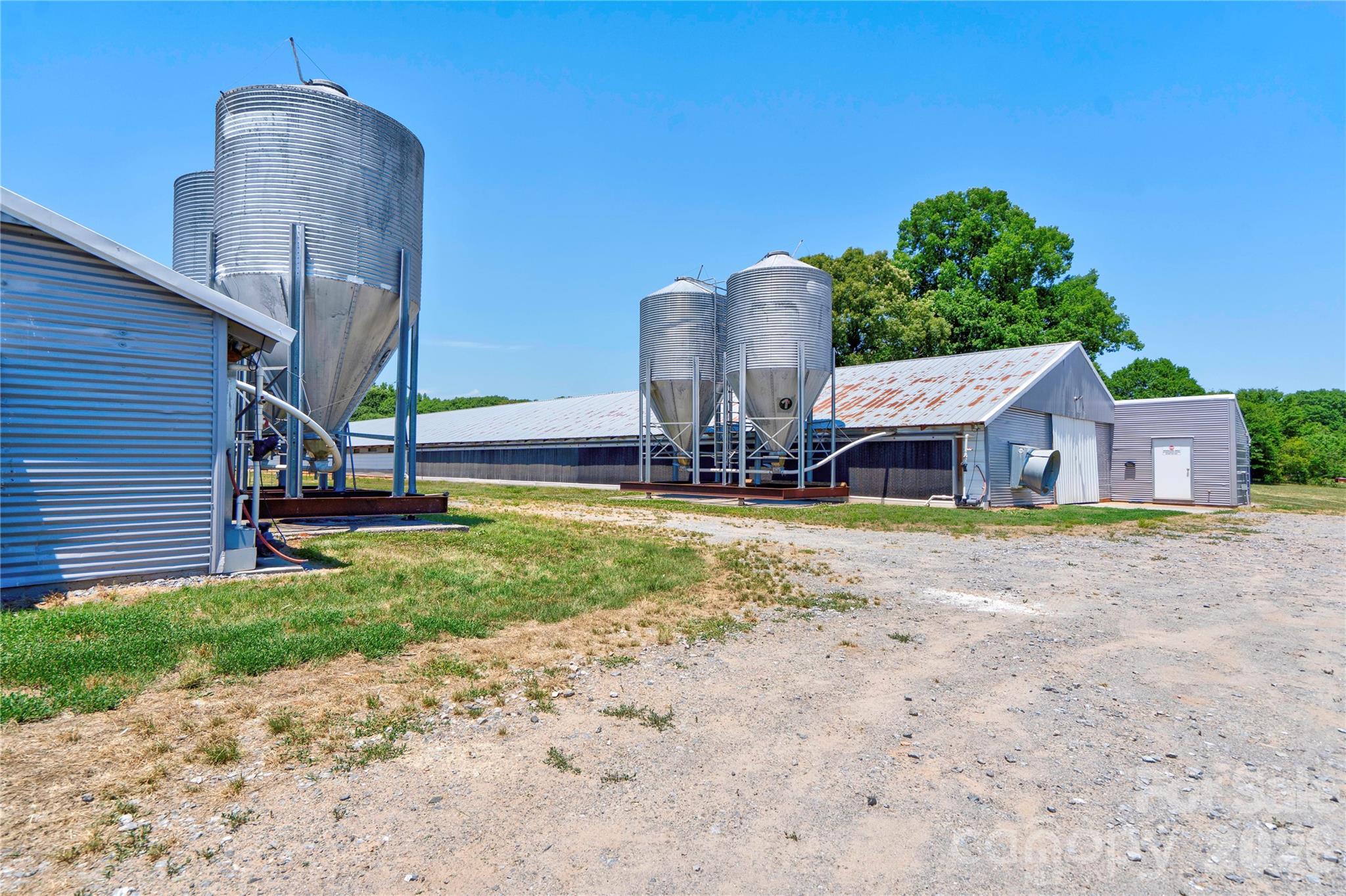 1402 Maple Springs Ch Road Property Photo 34