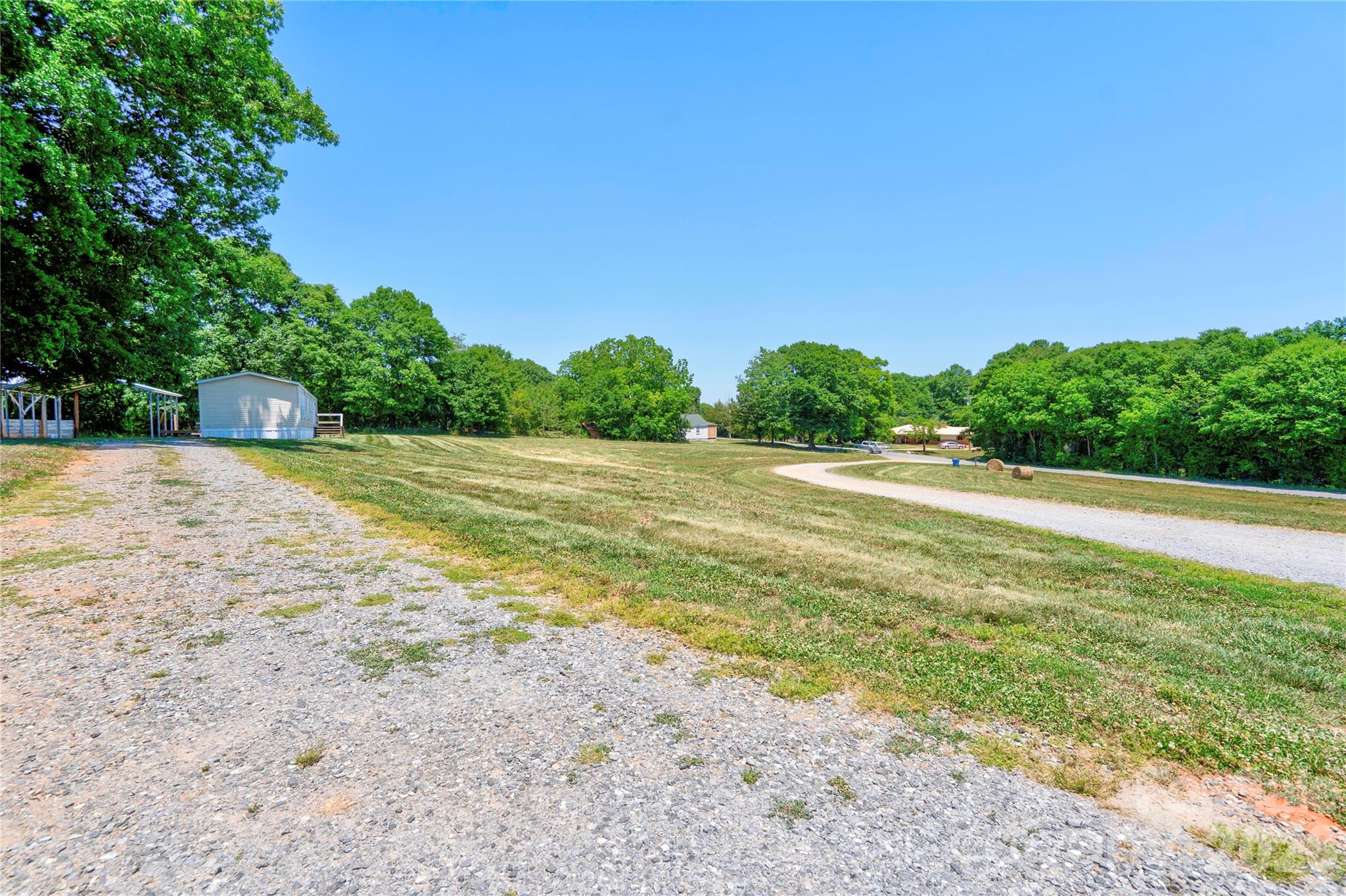 1402 Maple Springs Ch Road Property Photo 46