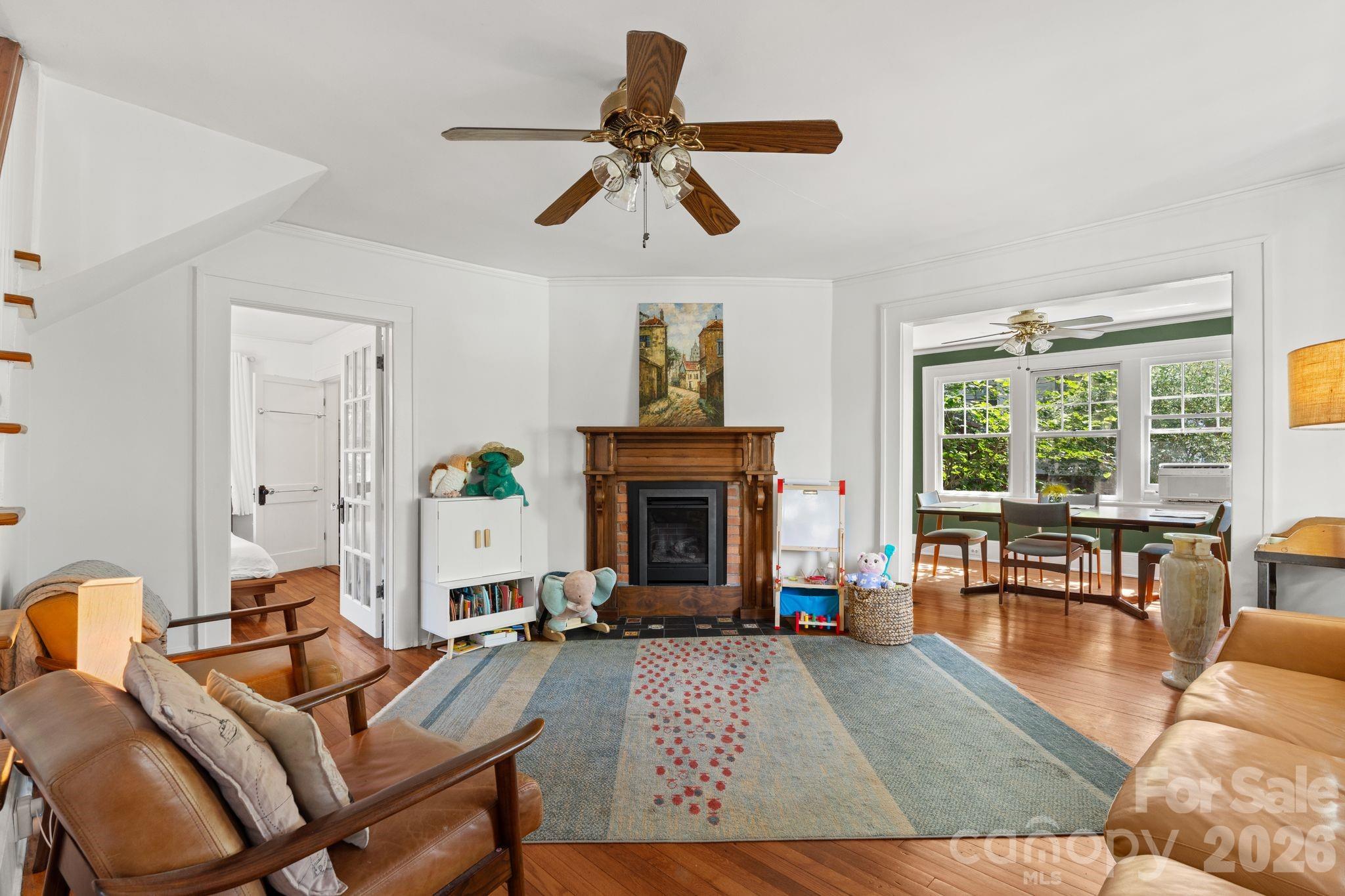 238 Forest Hill Drive Property Photo 4