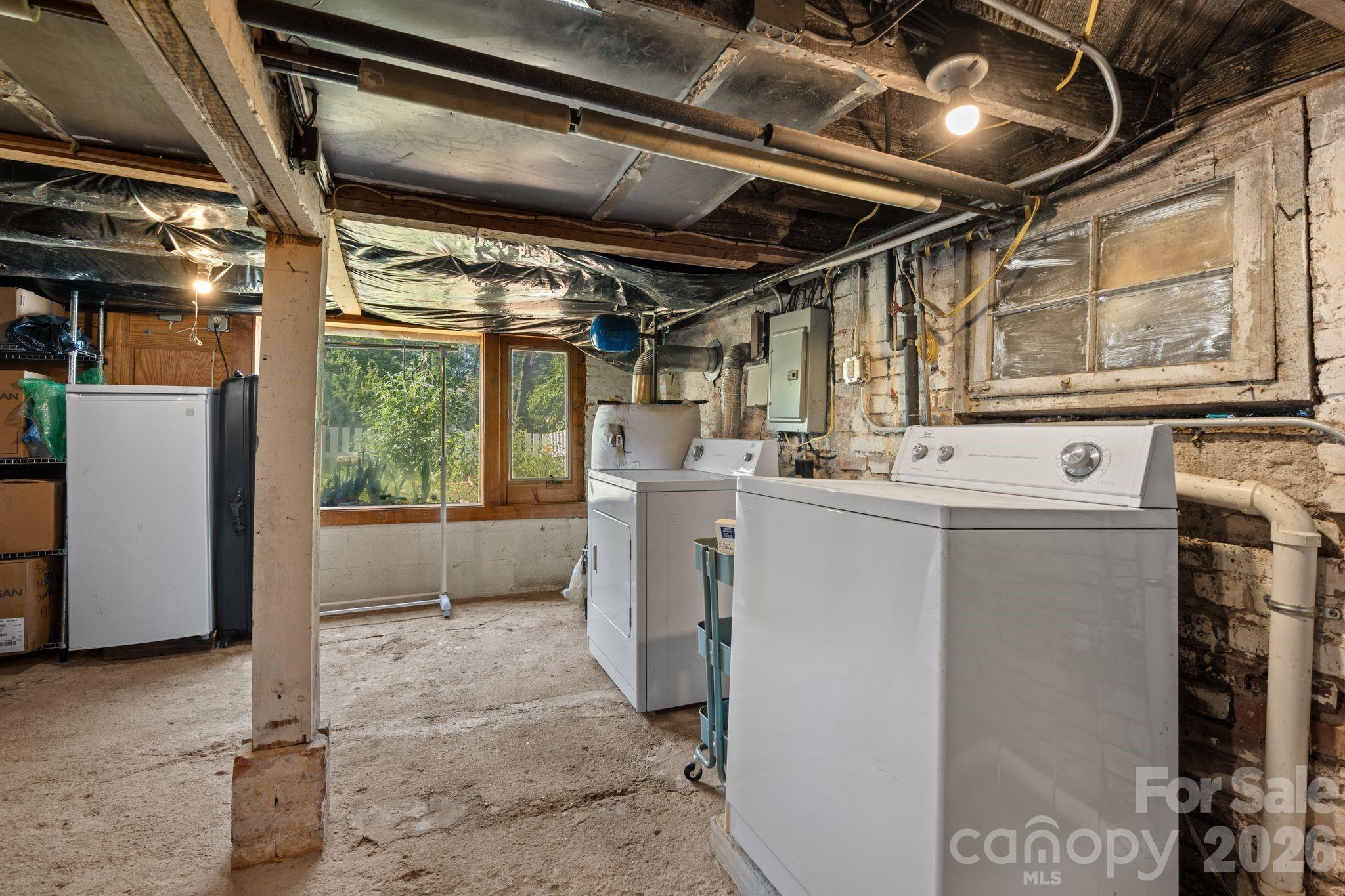 238 Forest Hill Drive Property Photo 14
