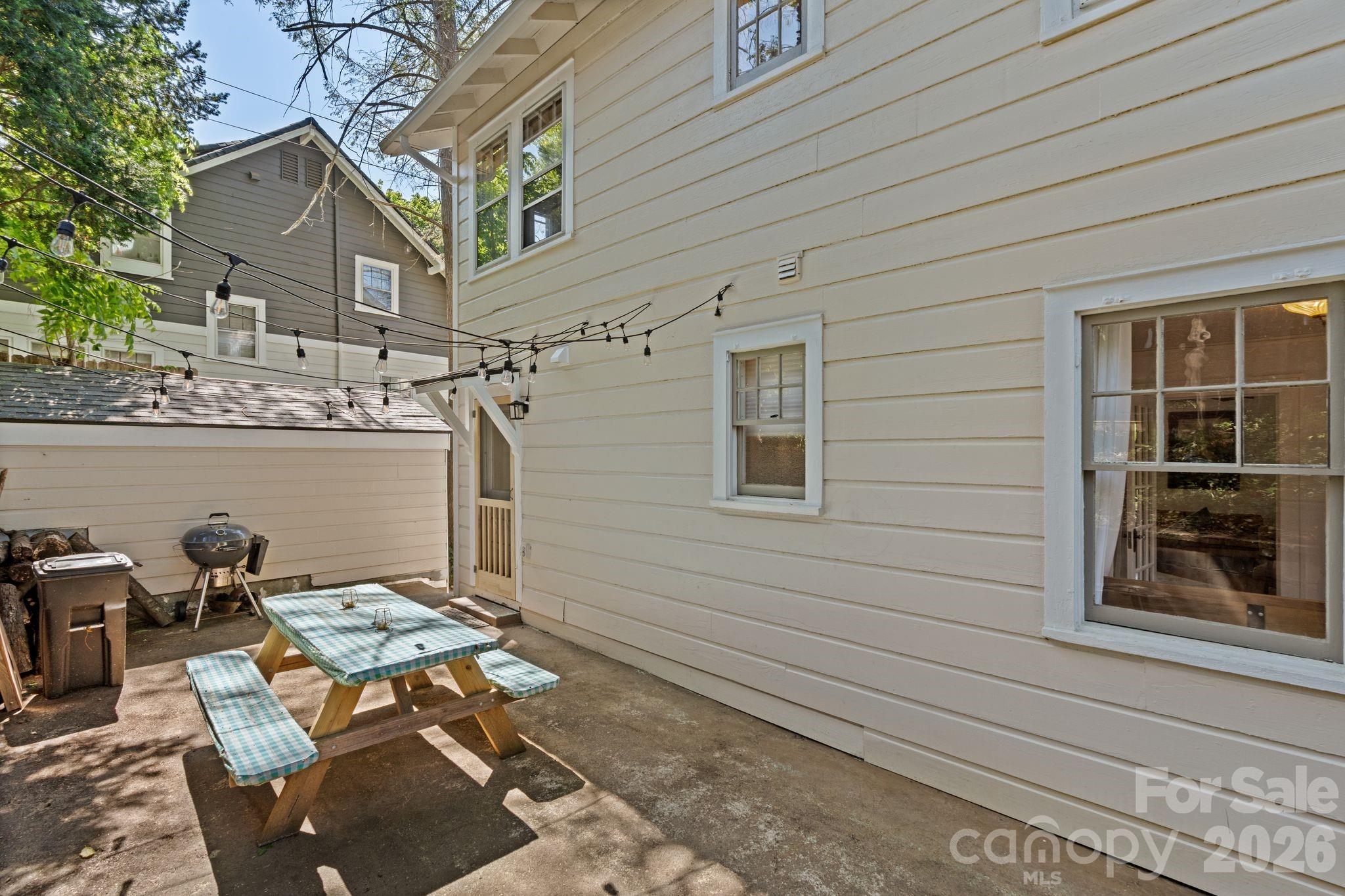 238 Forest Hill Drive Property Photo 33