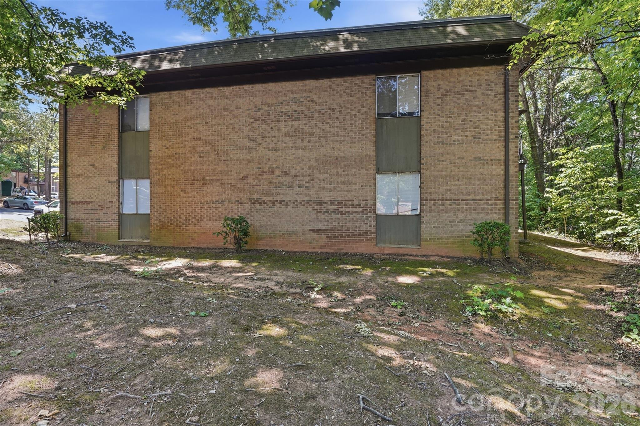 305 Orchard Trace Lane 5 Property Photo 3