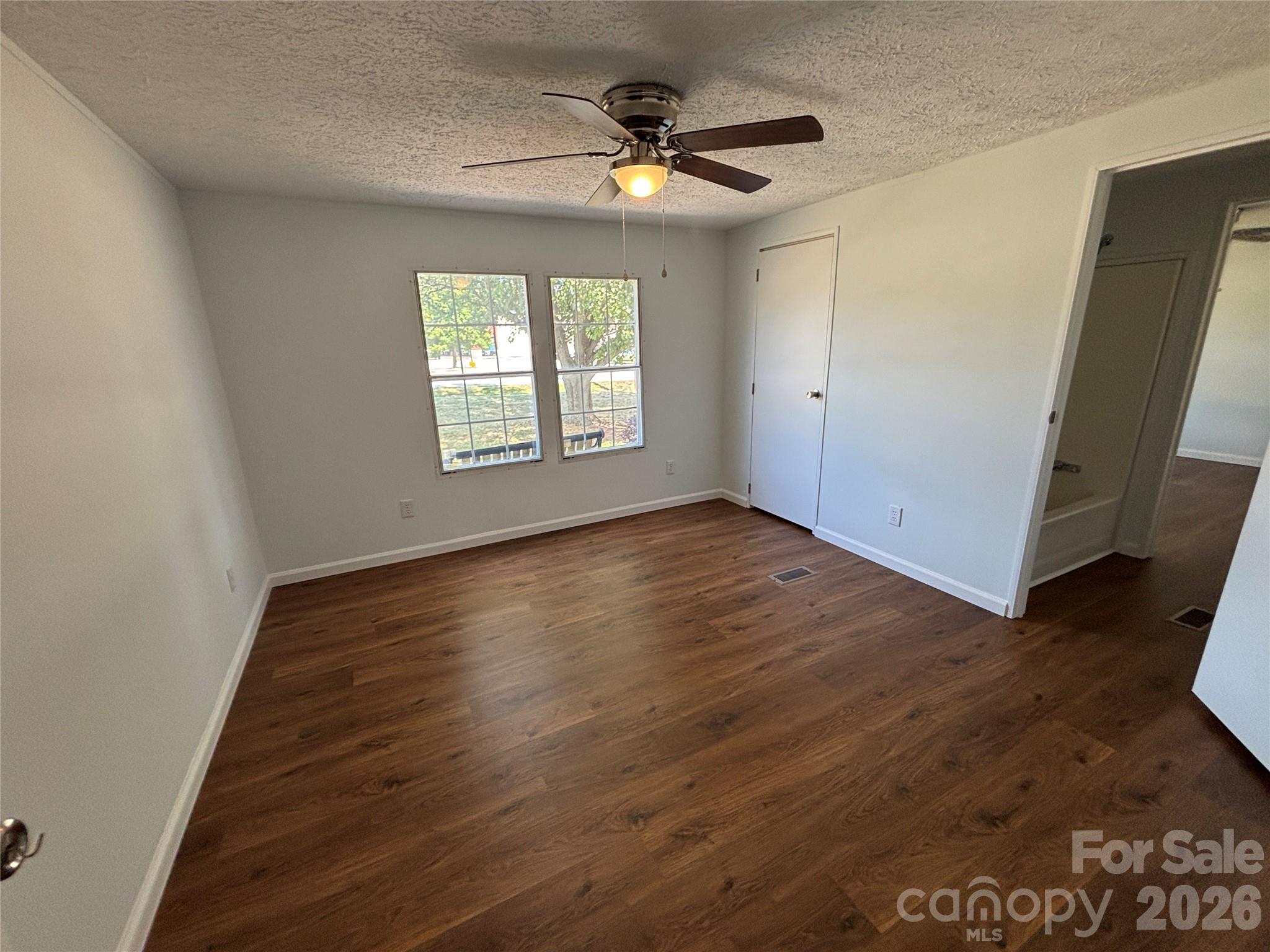 559 School Drive Property Photo 13