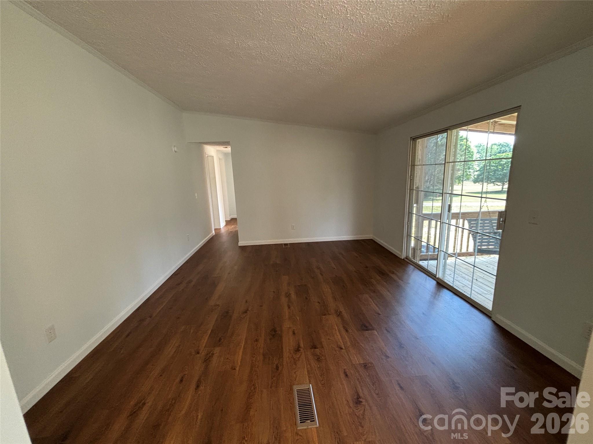 559 School Drive Property Photo 14