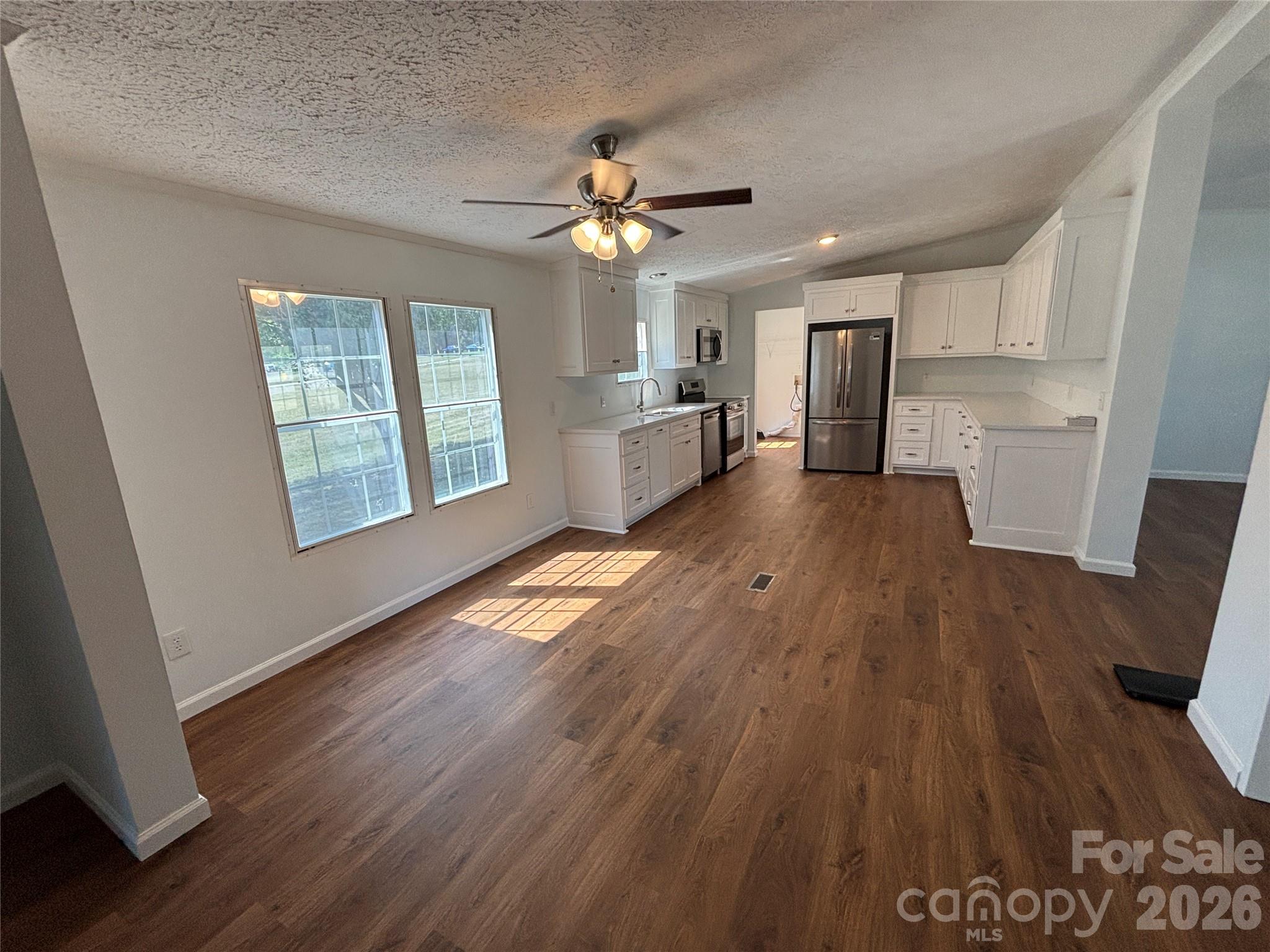 559 School Drive Property Photo 15