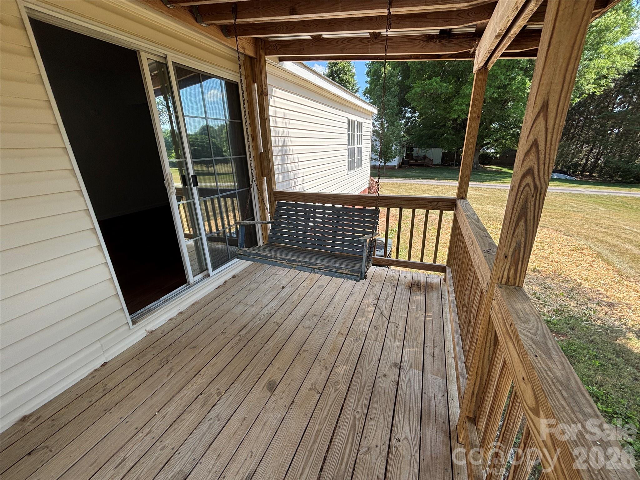 559 School Drive Property Photo 18