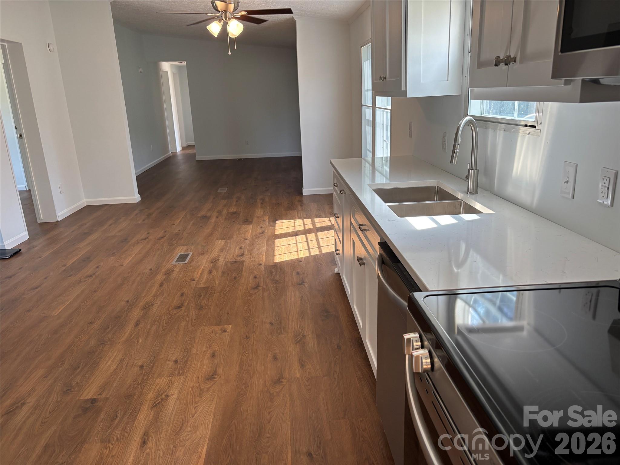 559 School Drive Property Photo 26