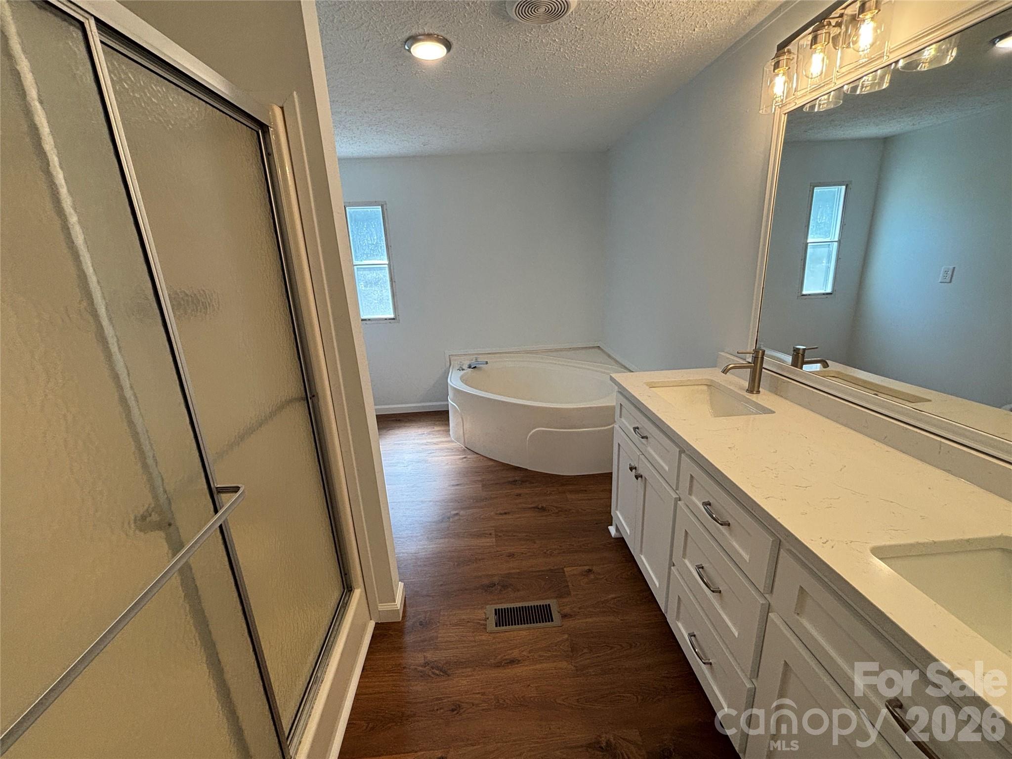 559 School Drive Property Photo 30