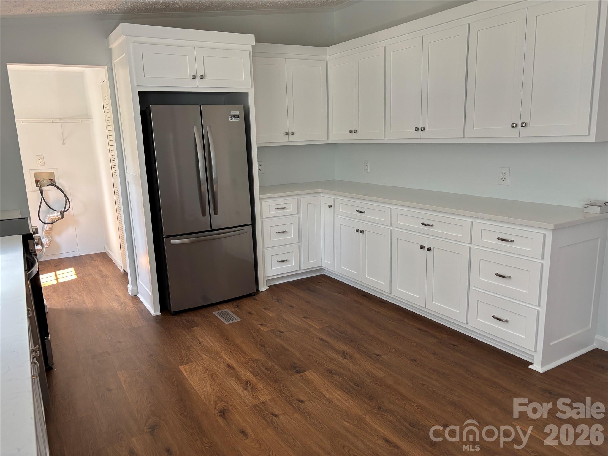 559 School Drive Property Photo 34