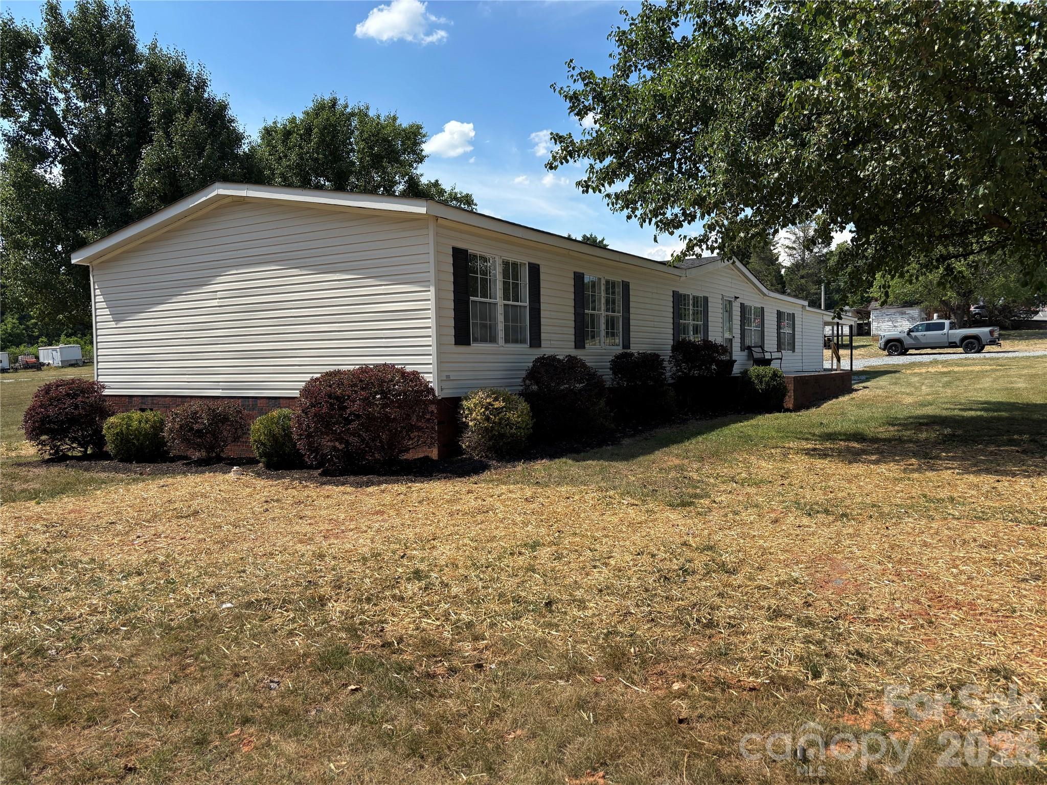 559 School Drive Property Photo 44