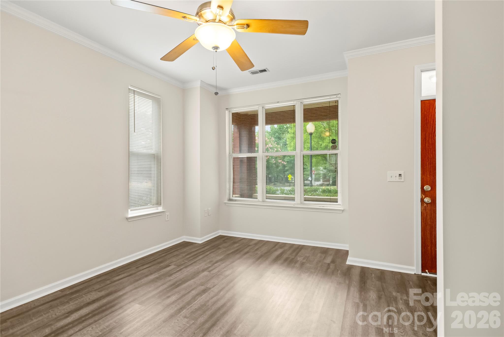 567 E 9th Street Property Photo 11