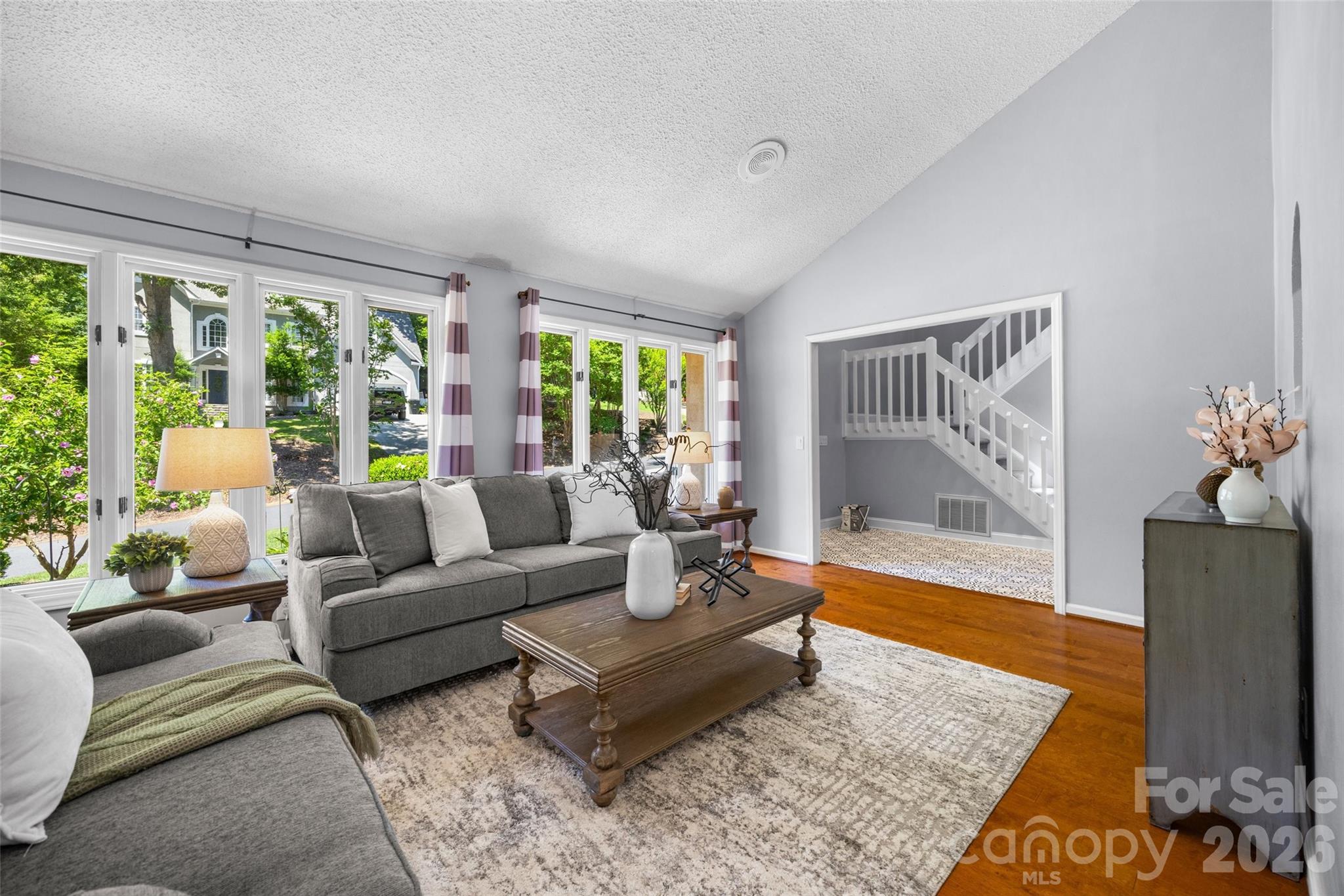 7057 Mariners Court Property Photo 5
