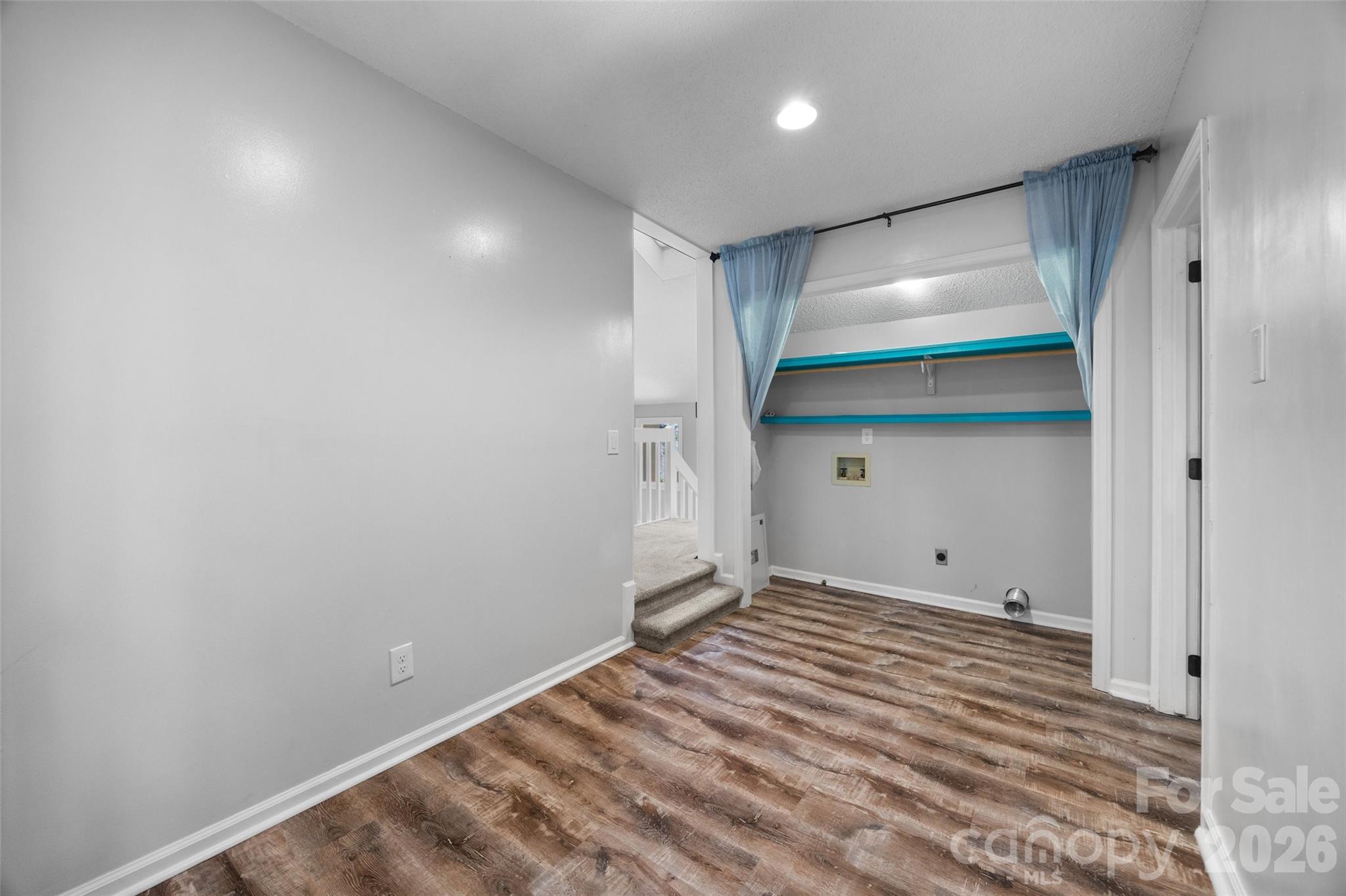 7057 Mariners Court Property Photo 15
