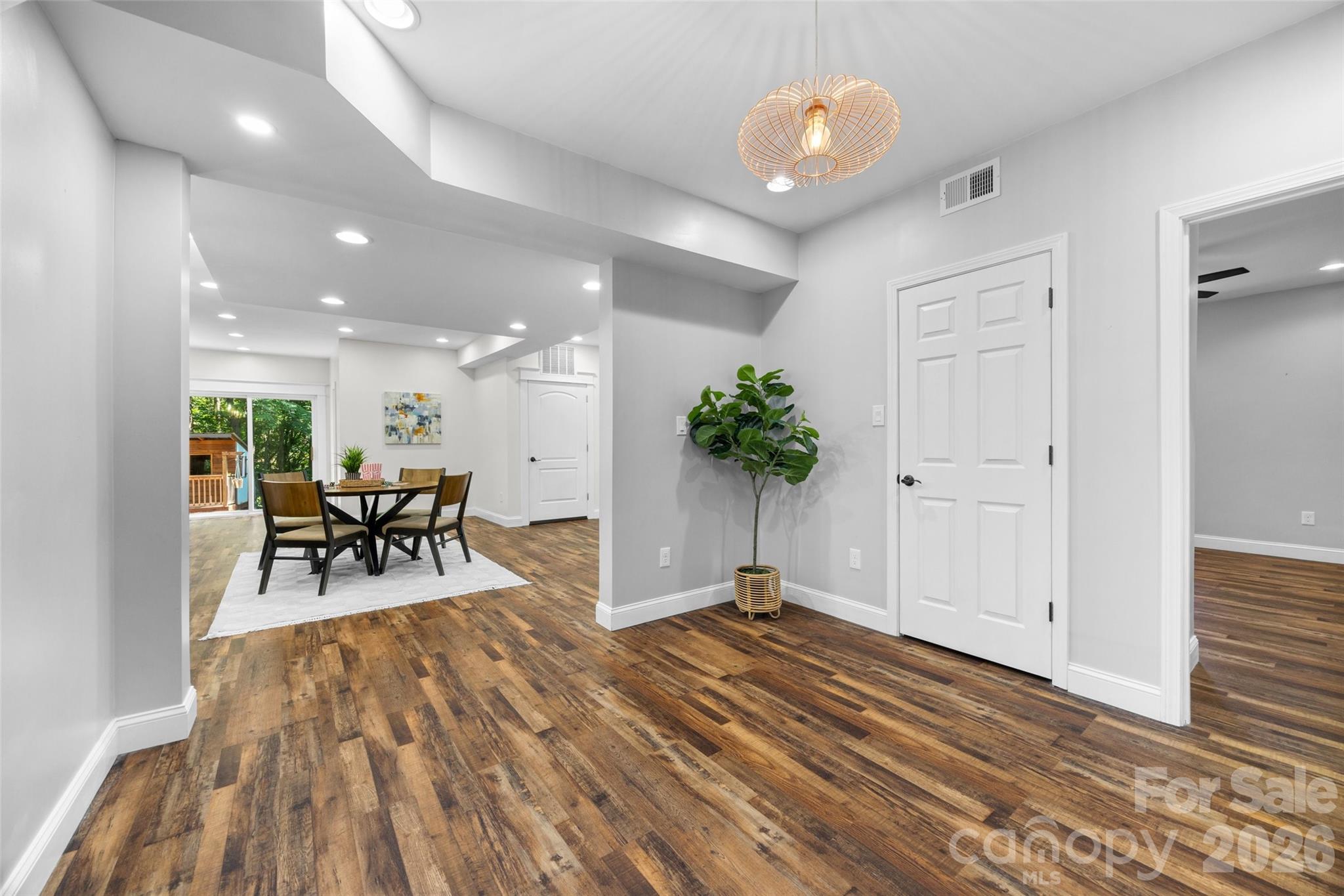 7057 Mariners Court Property Photo 23