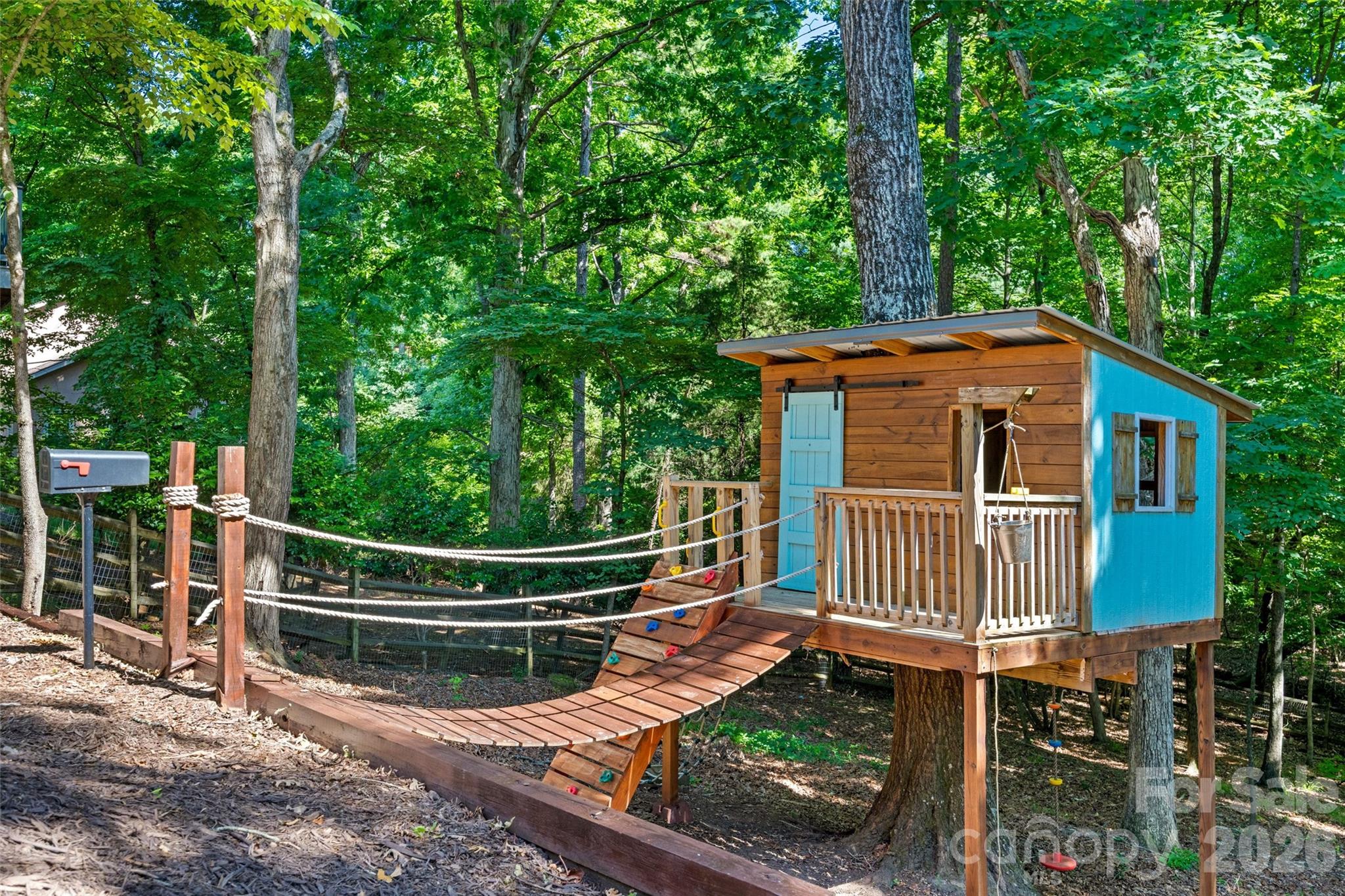 7057 Mariners Court Property Photo 28