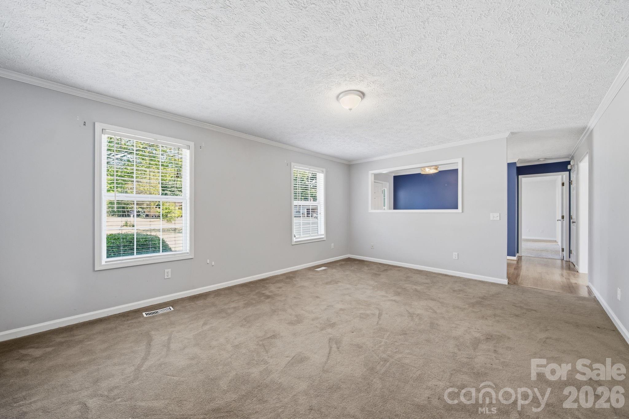313 Sunrise Circle Property Photo 8