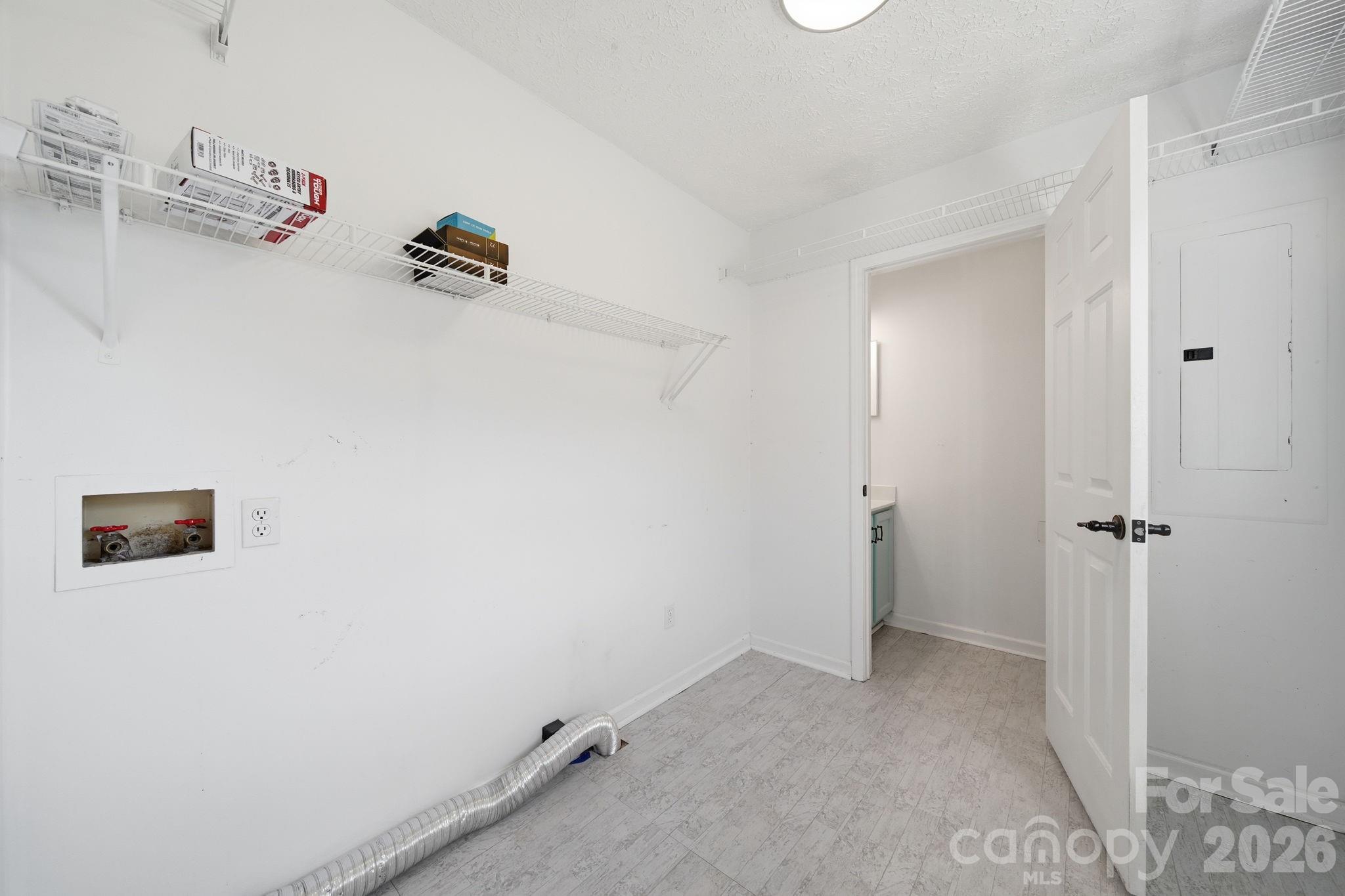 313 Sunrise Circle Property Photo 24