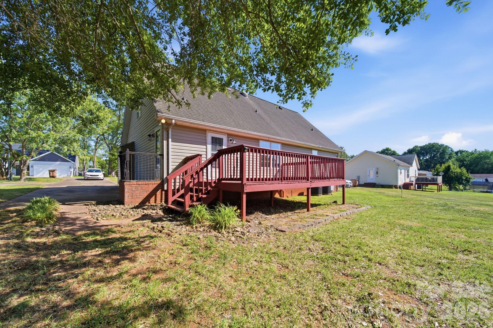 313 Sunrise Circle Property Photo 41