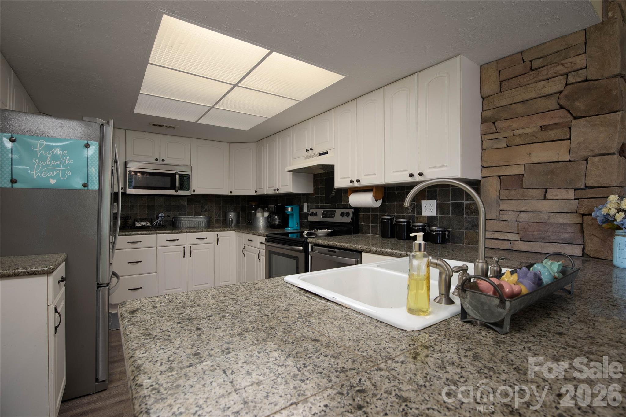 84 Sheets Farm Road Property Photo 12