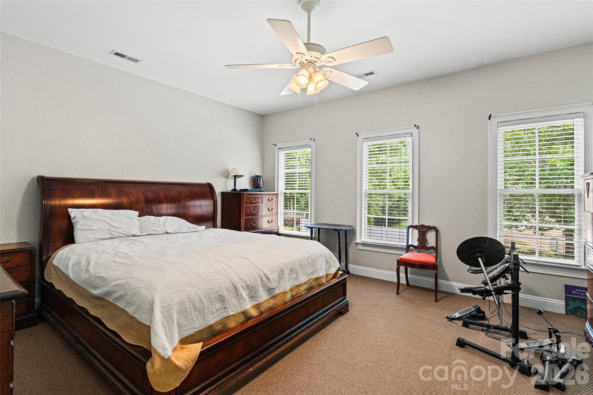904 Tuckerton Drive Property Photo 22