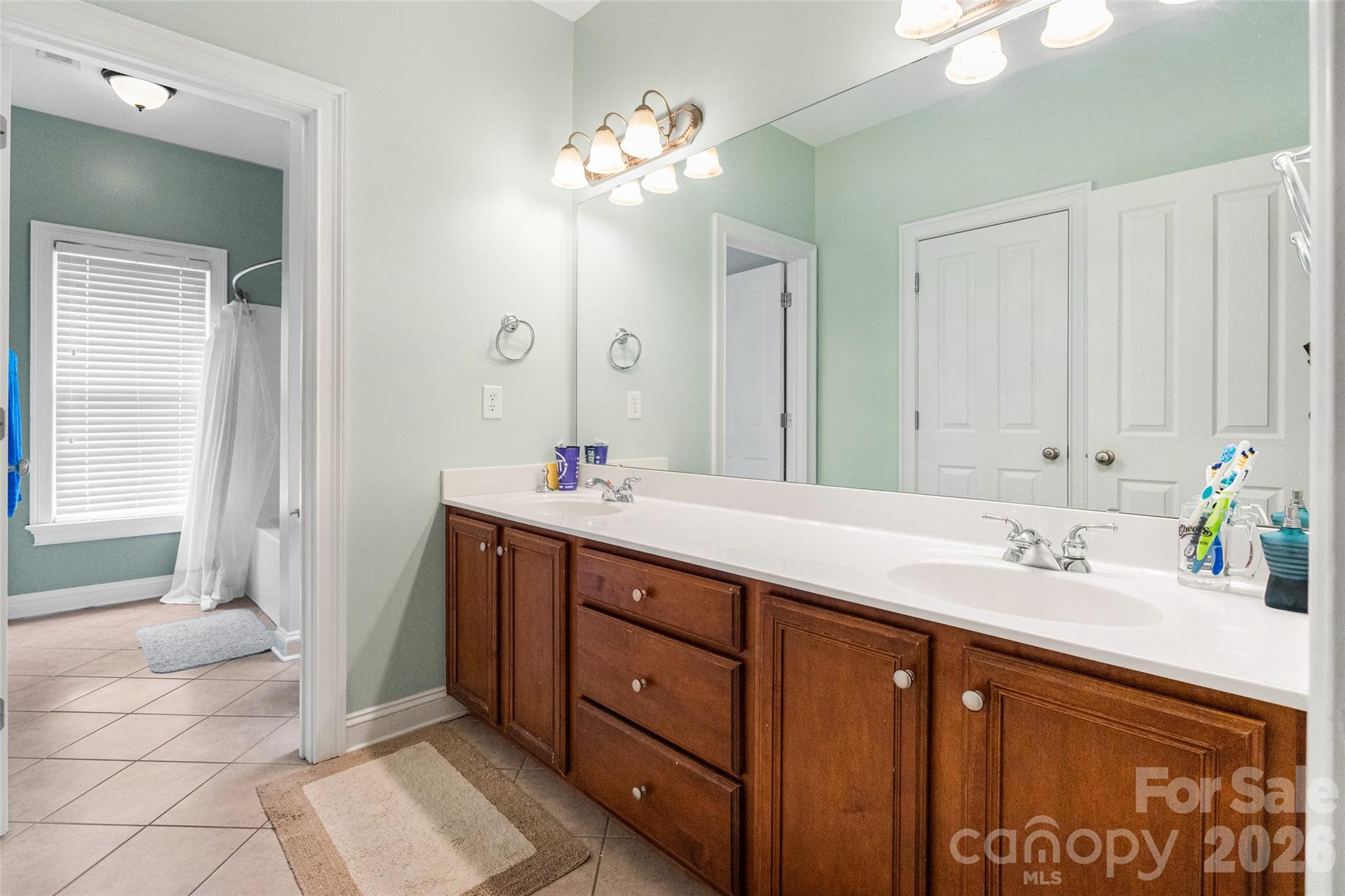 904 Tuckerton Drive Property Photo 31