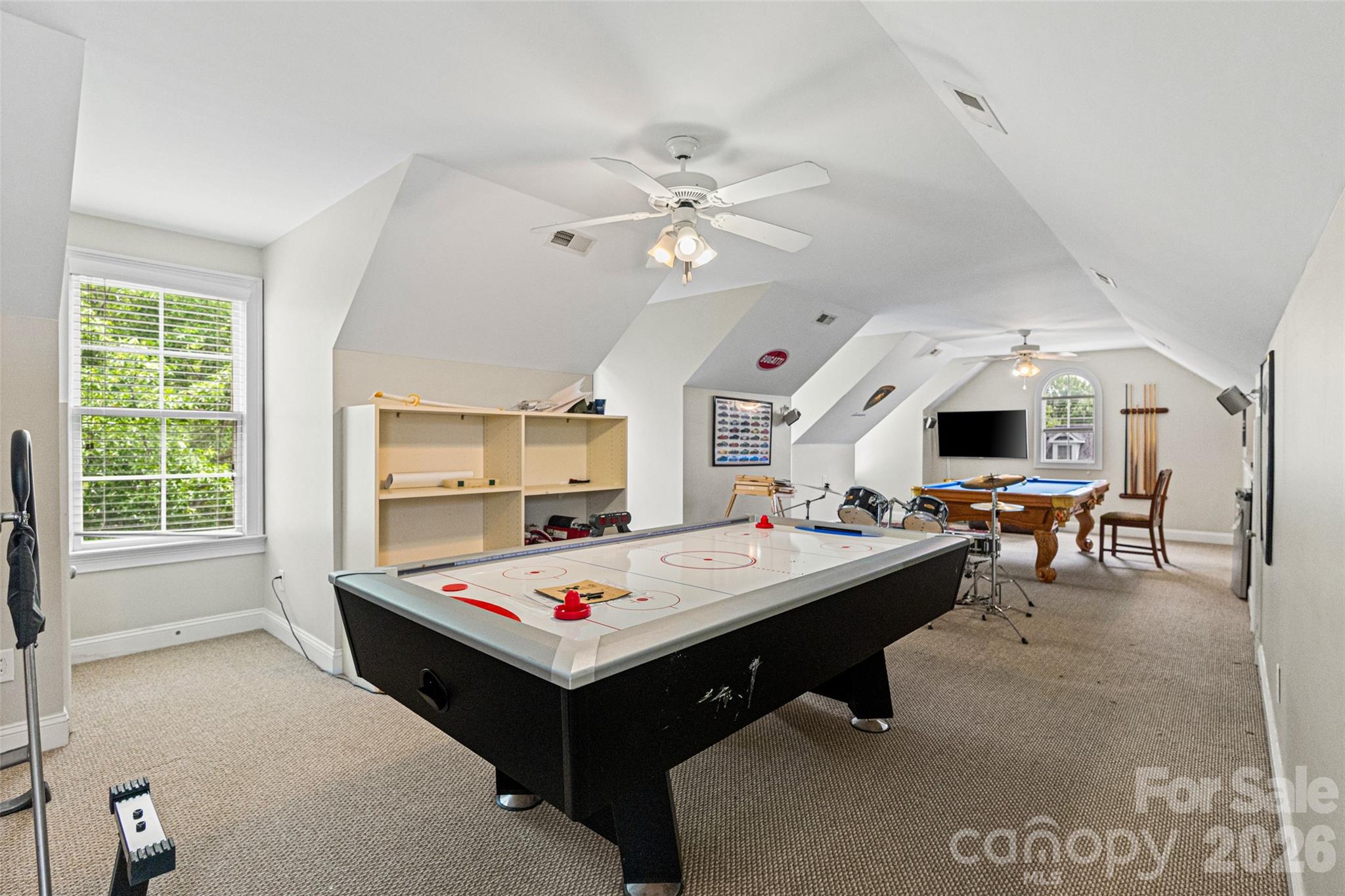 904 Tuckerton Drive Property Photo 34