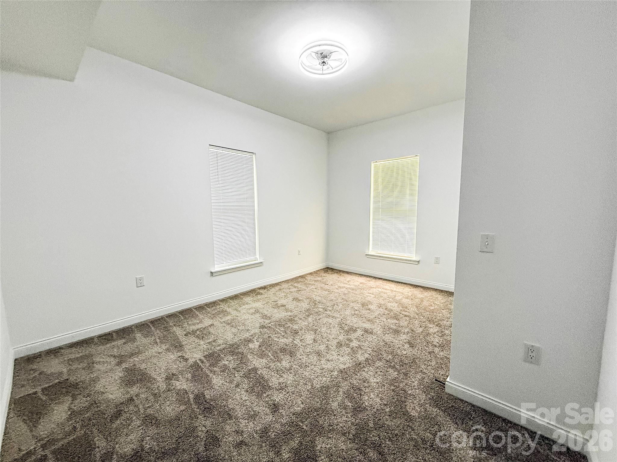 531 E Fisher Street Property Photo 25