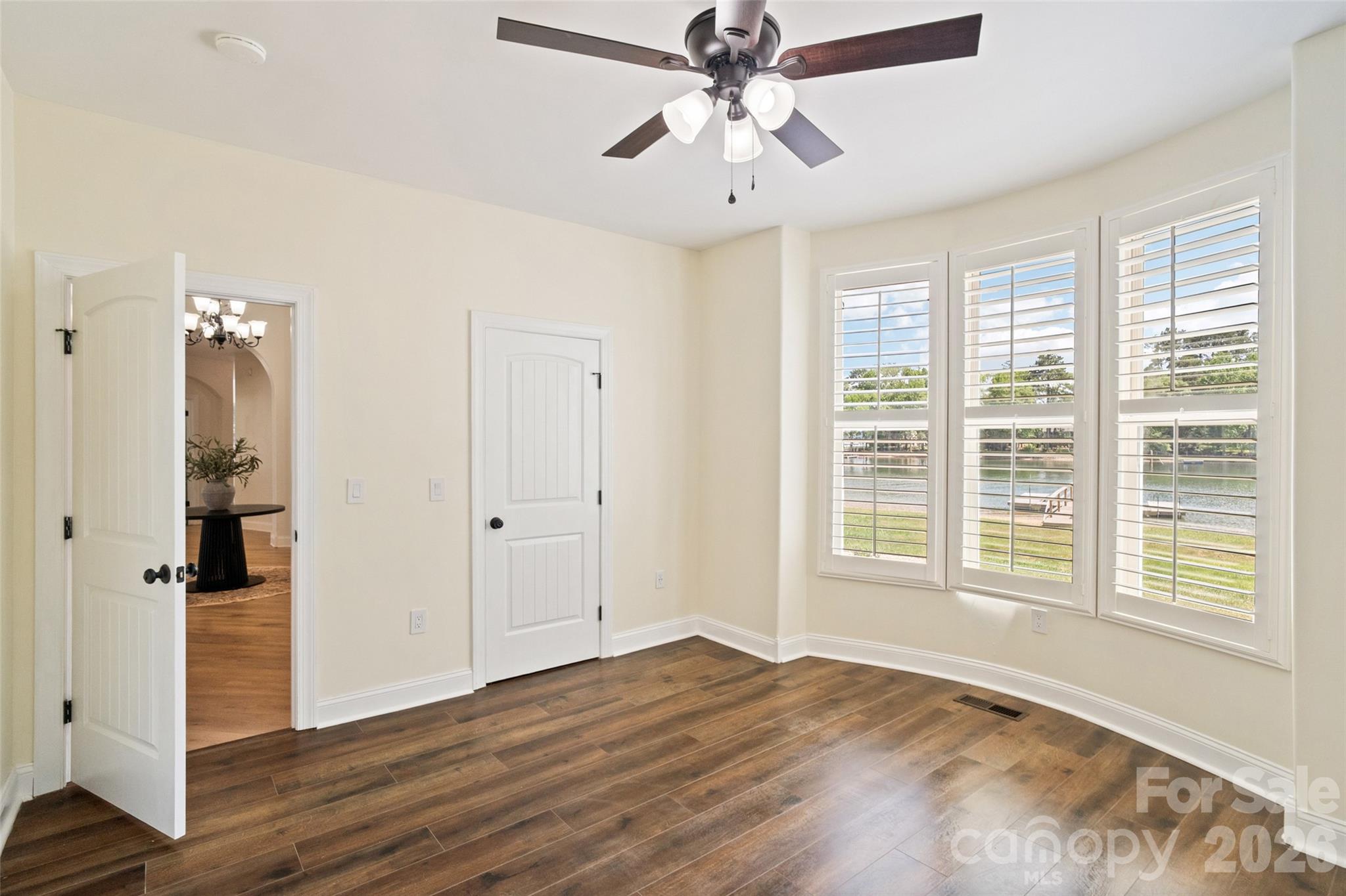 3911 Sandy Point Drive Property Photo 24