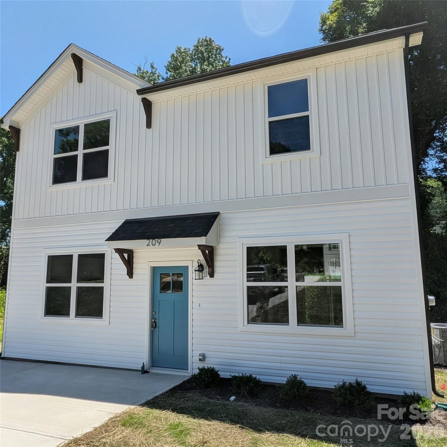 209 James Street Property Photo 1