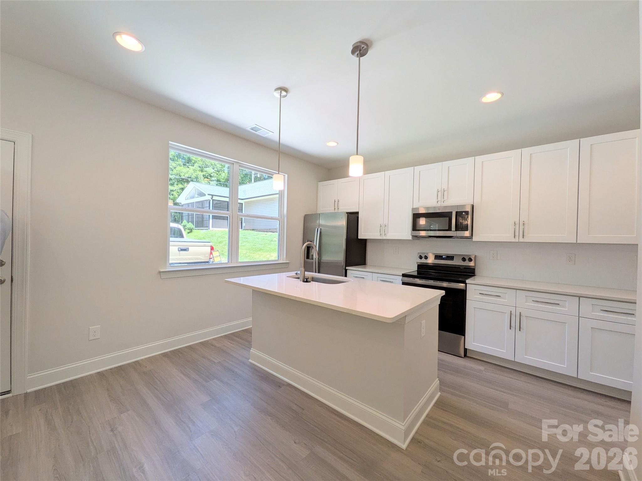 209 James Street Property Photo 4