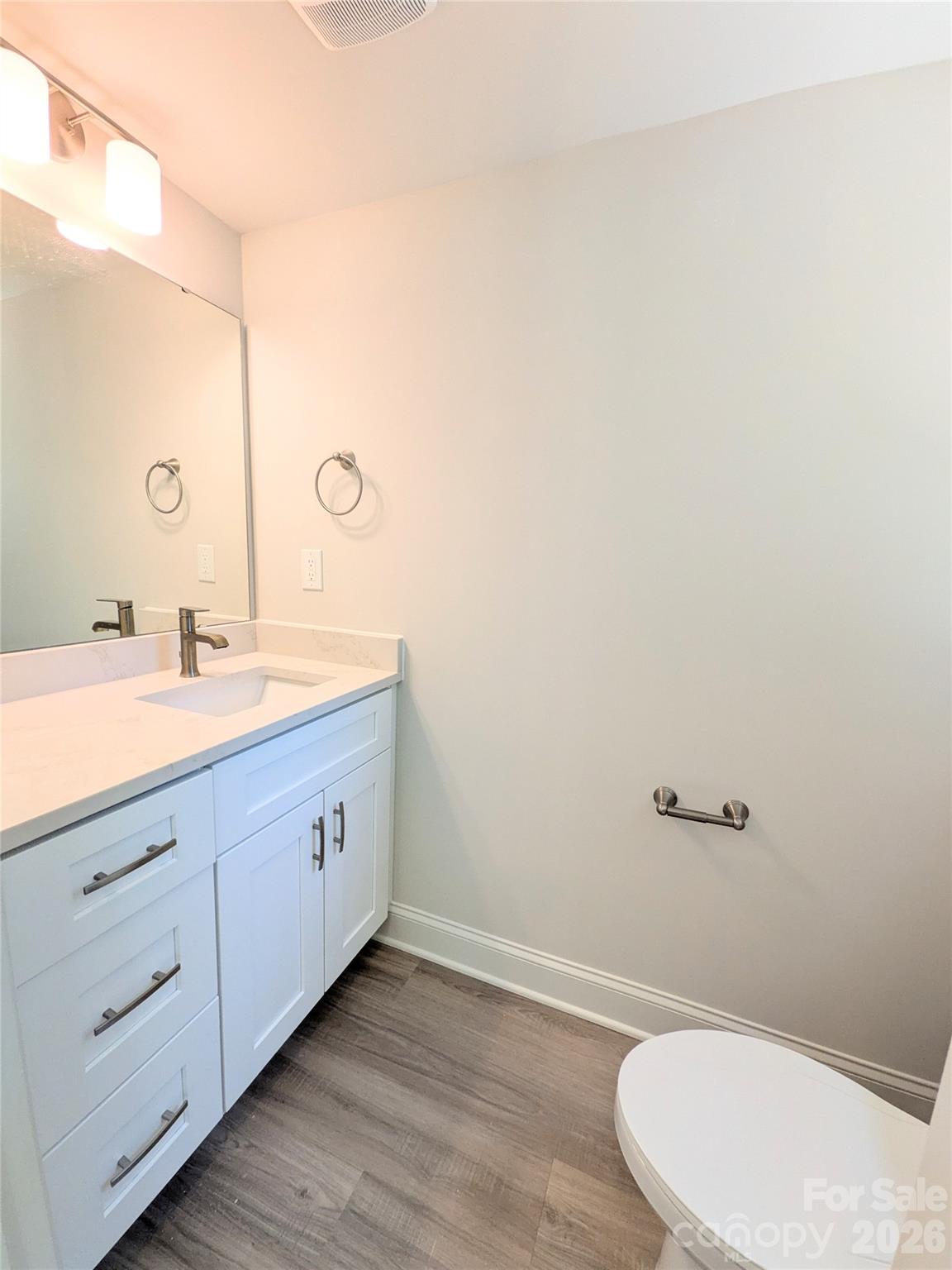 209 James Street Property Photo 8