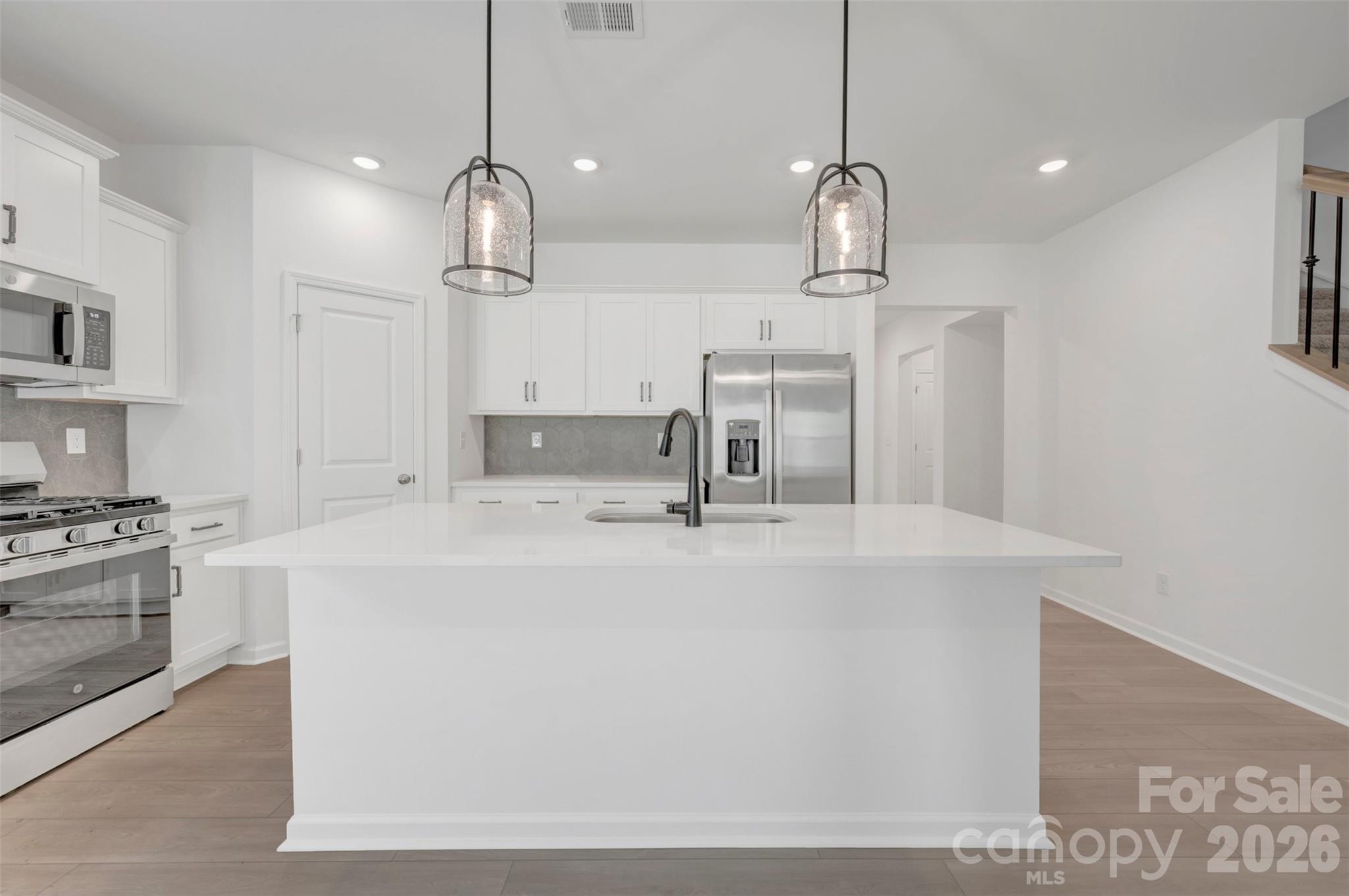 1777 Boulder Ridge Drive Property Photo 5