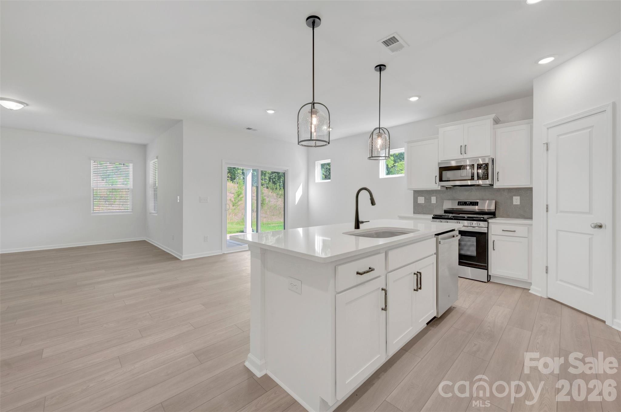 1777 Boulder Ridge Drive Property Photo 6